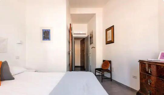 Double Room with Balcony photo 2