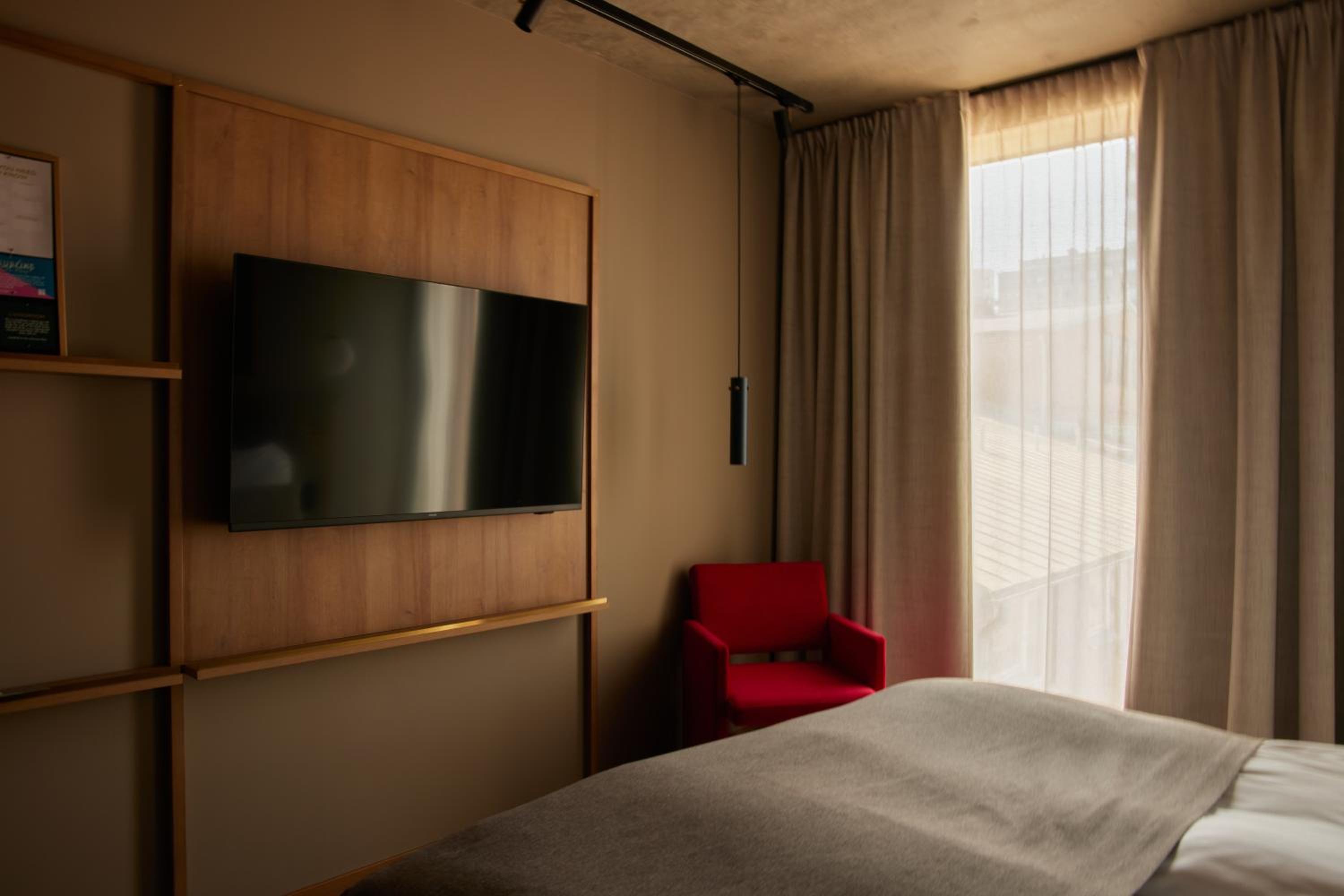 Compact Double Room - Photo 2