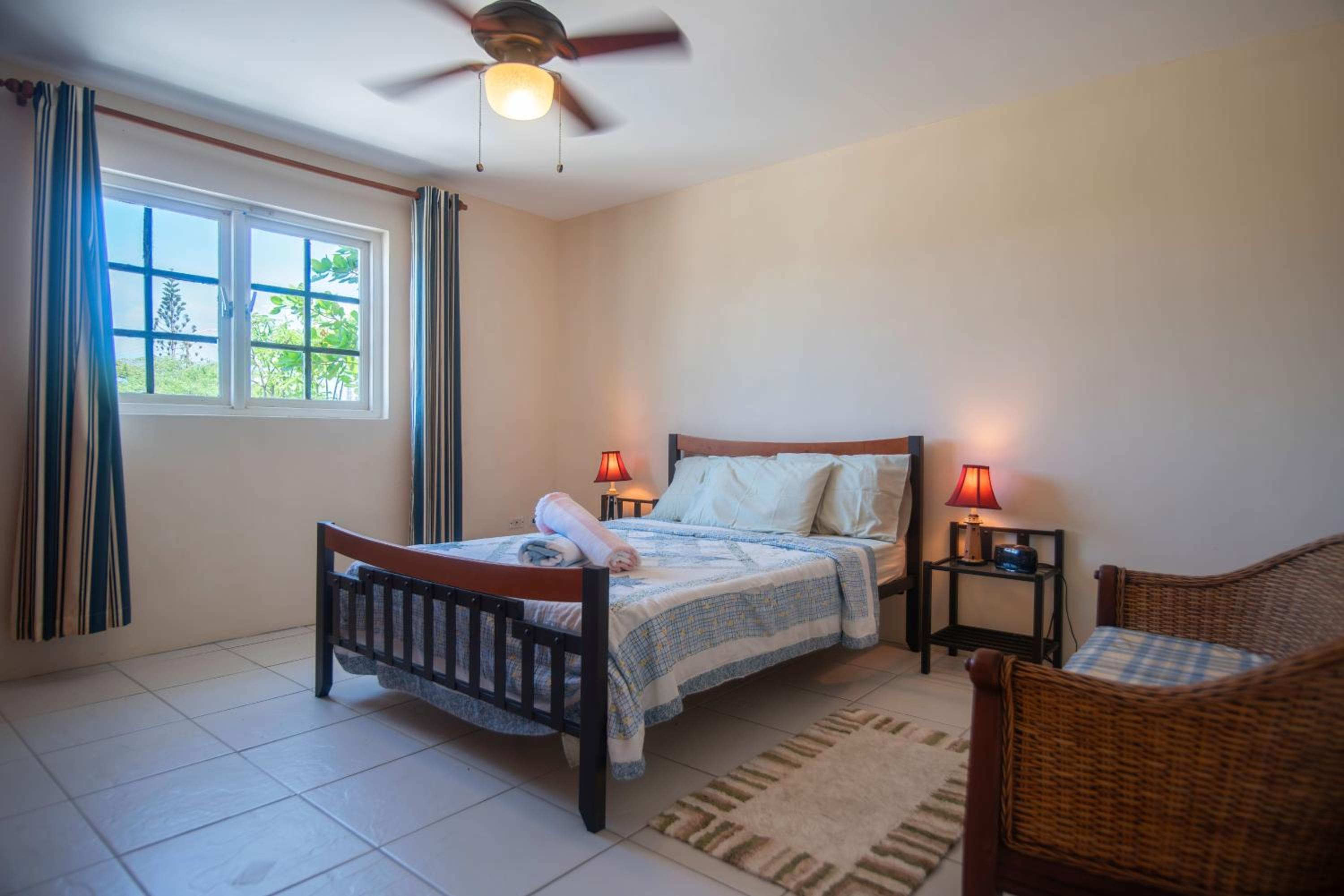 Three-Bedroom Villa photo 1