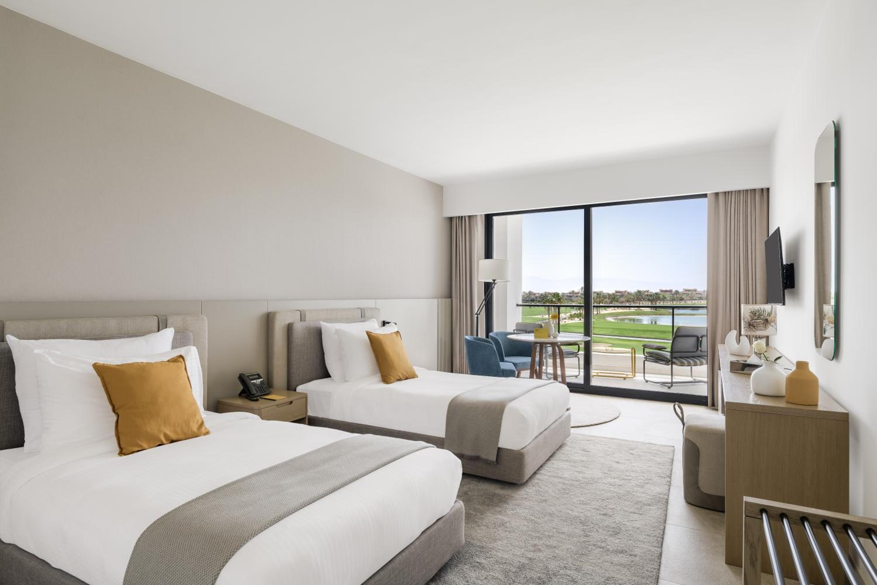 Deluxe Twin Room