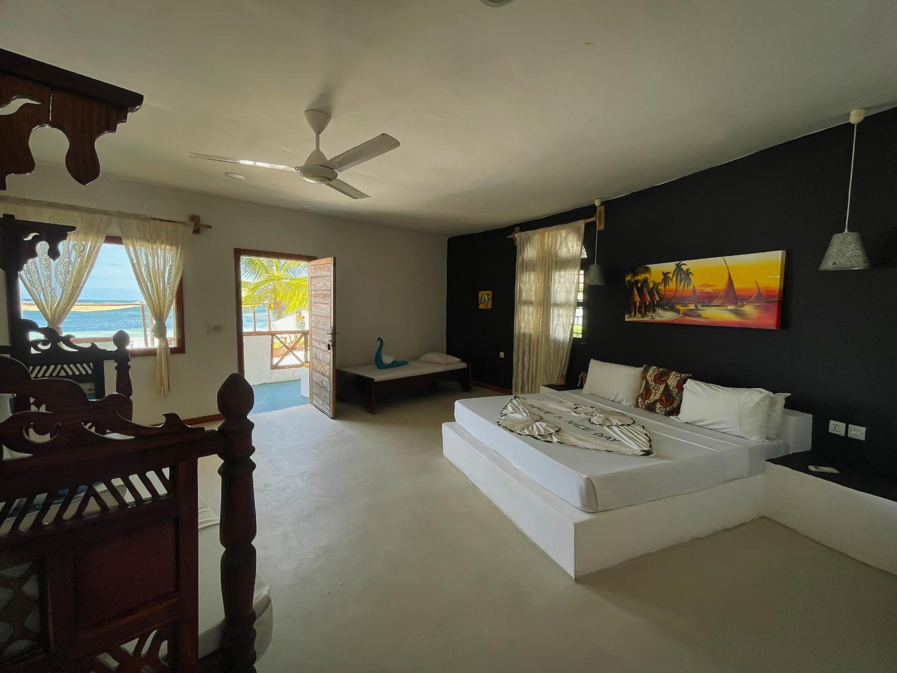 Family Room with Sea View photo 1