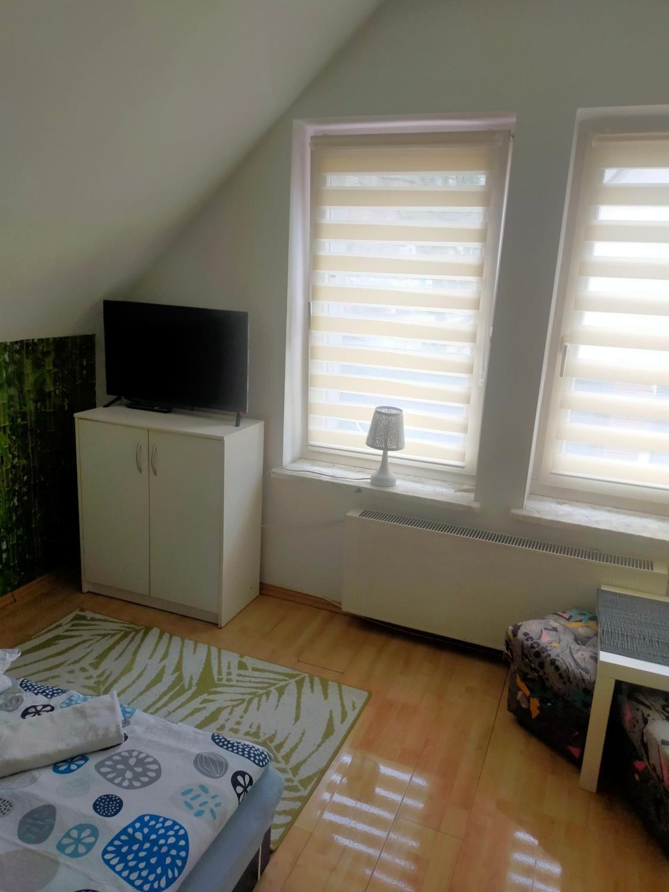 Family Room with Garden View - Photo 14