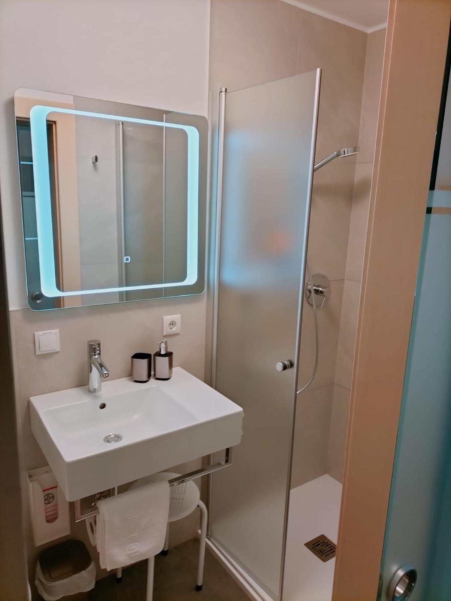 Basic Double Room