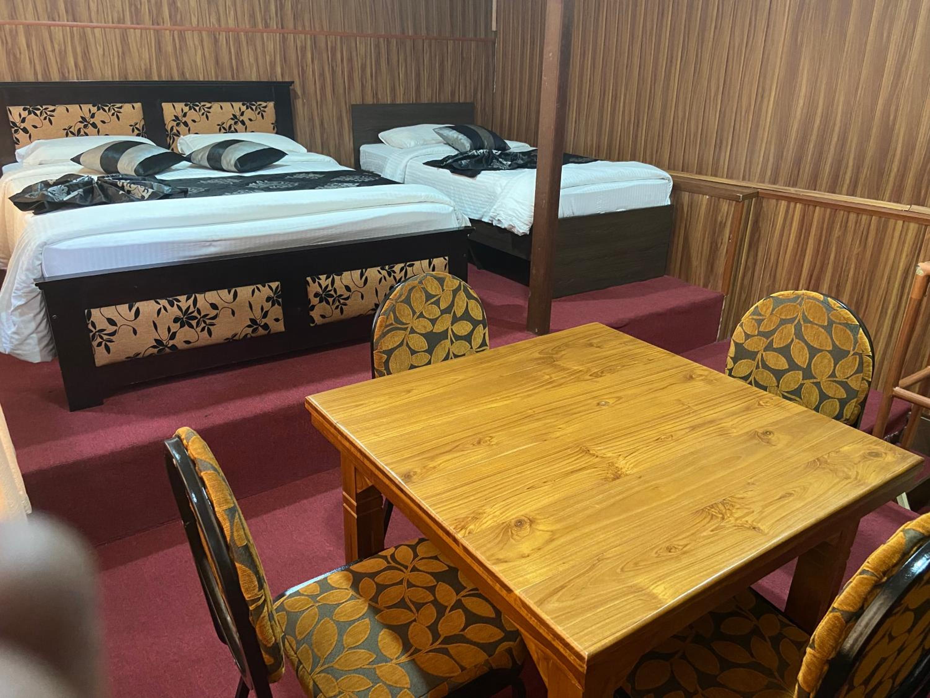 Triple Room
