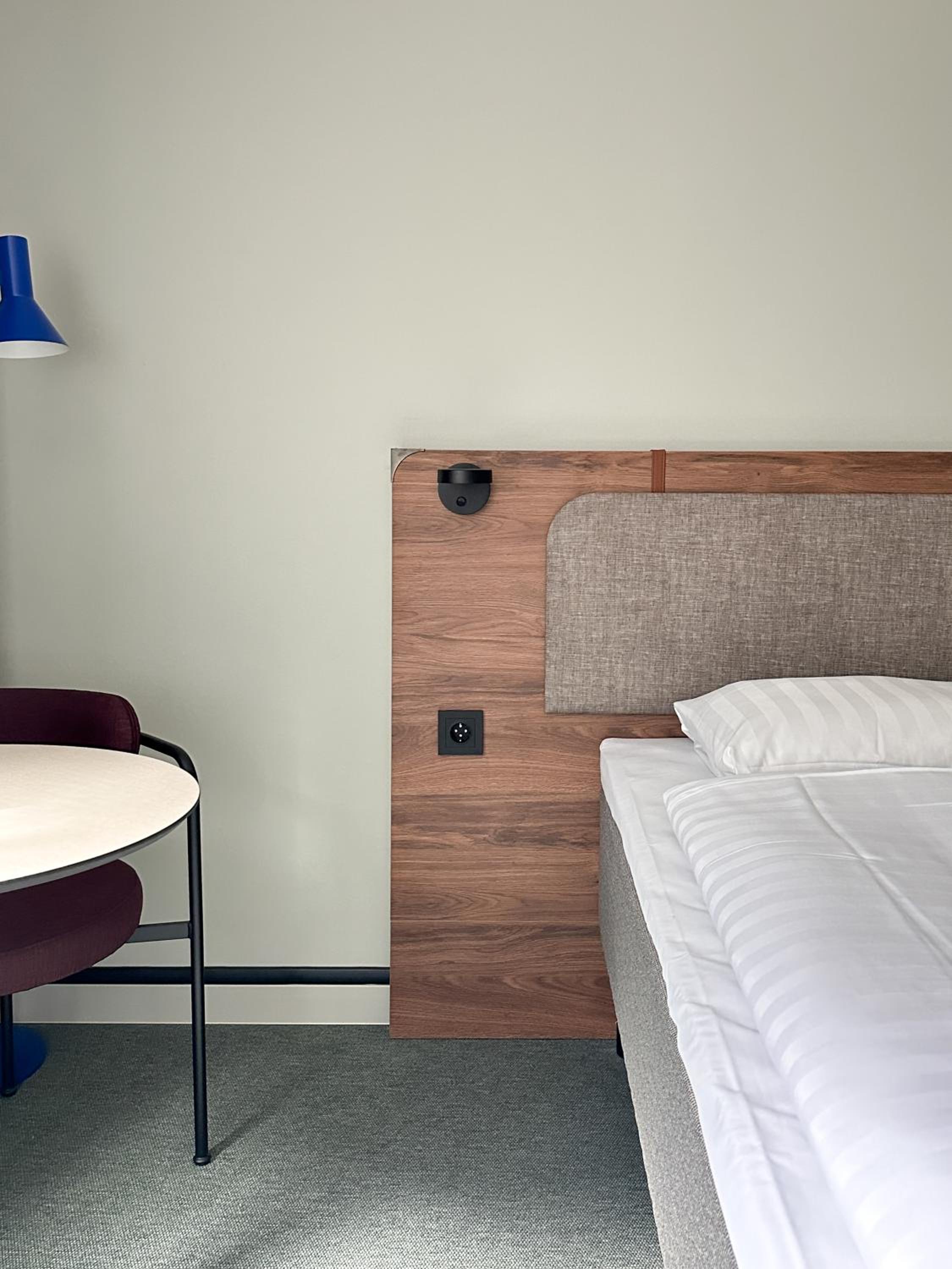 Standard Twin Room - Photo 1
