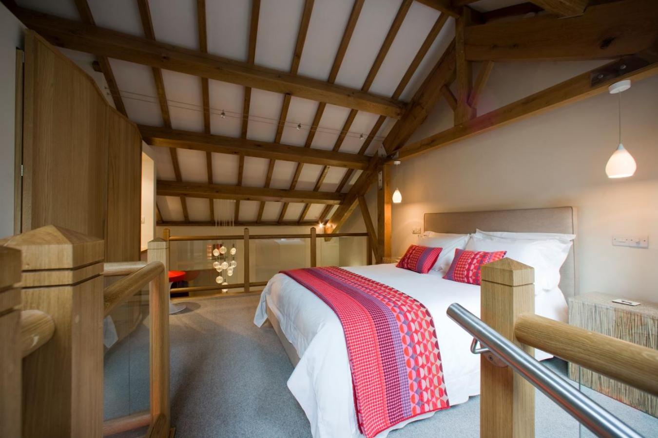 One-Bedroom House photo 1