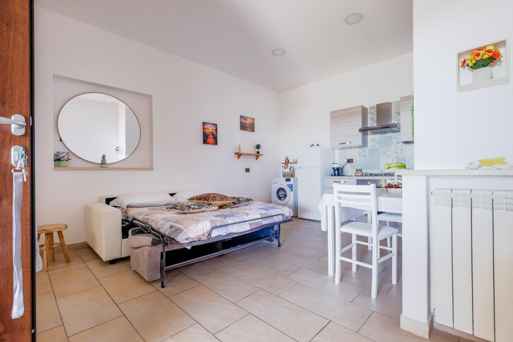 One-Bedroom House photo 1