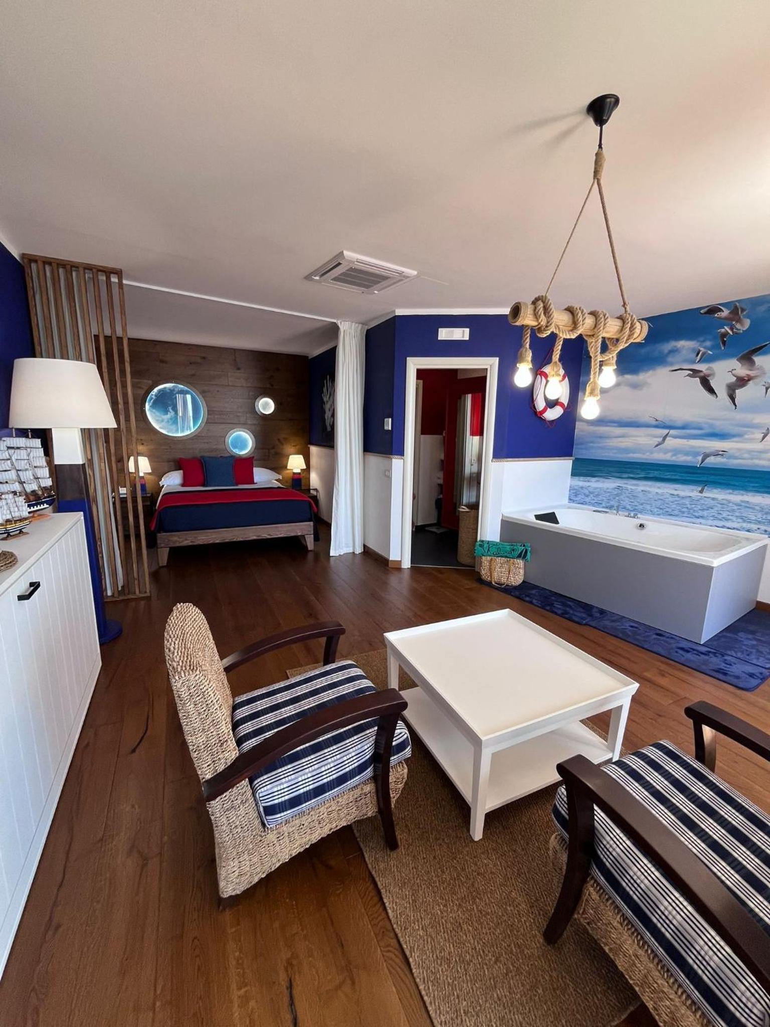 VIP Room with Sea View photo 2
