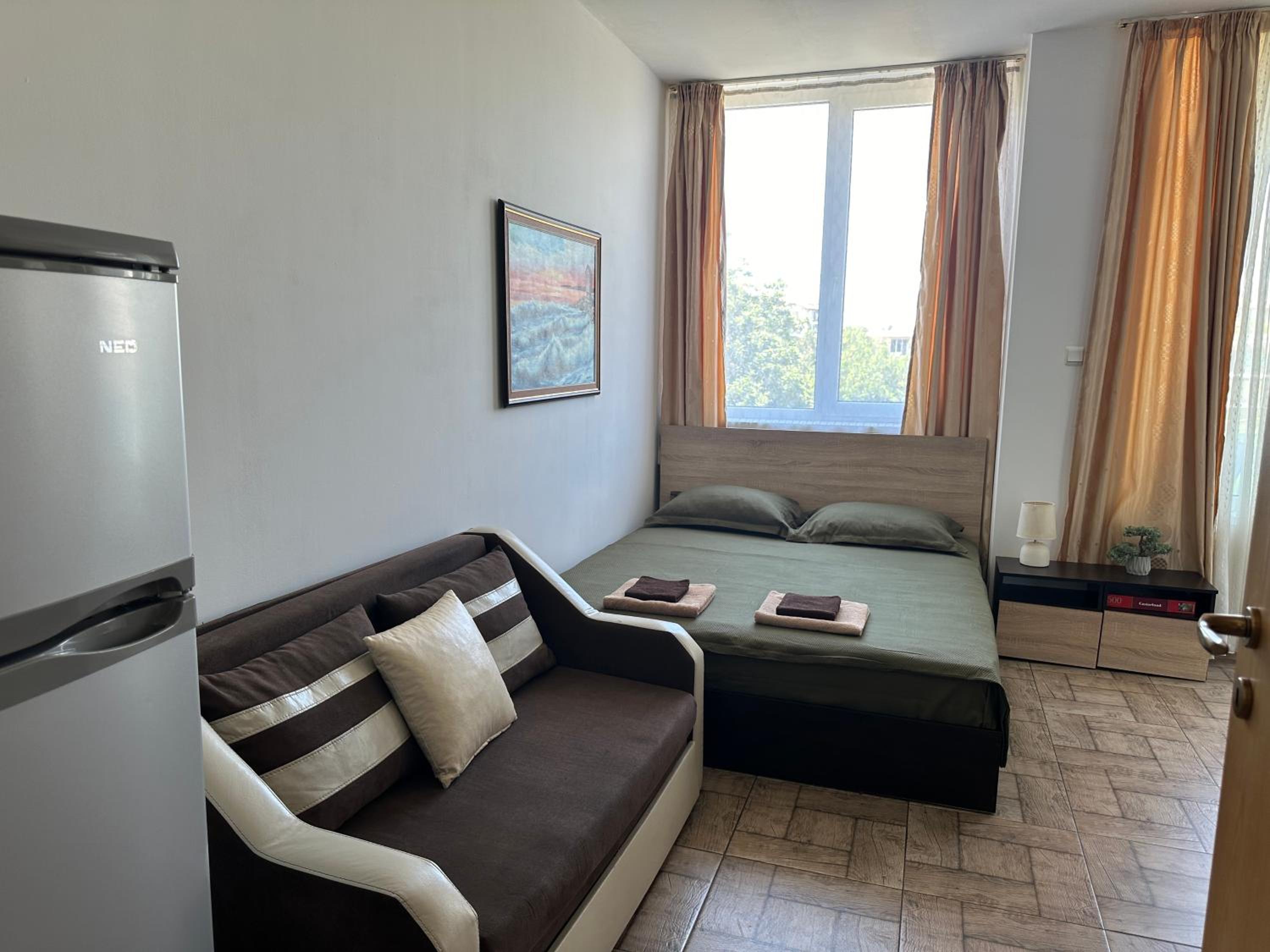 Apartment With Balcony photo 3