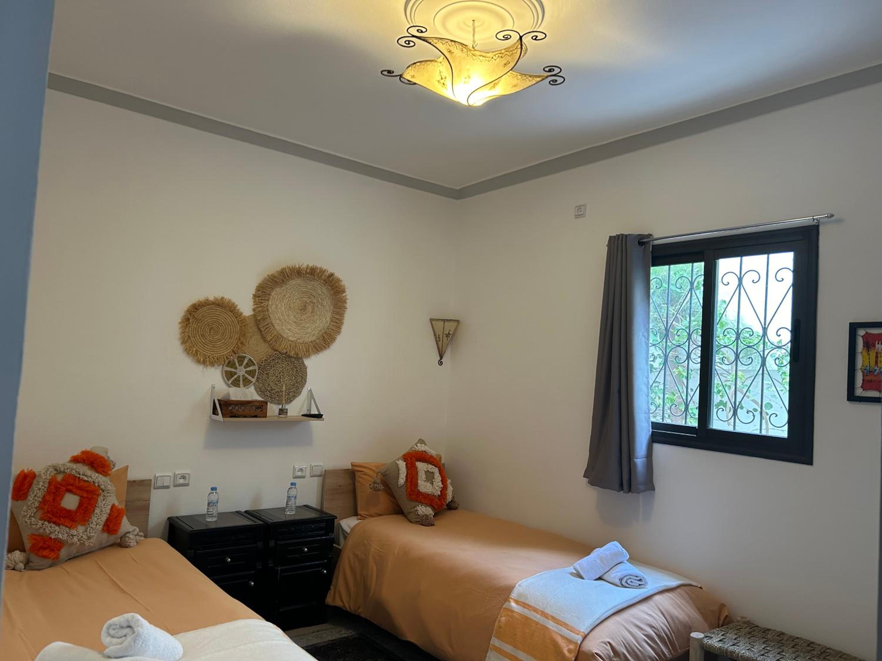 Twin Room - Photo 6