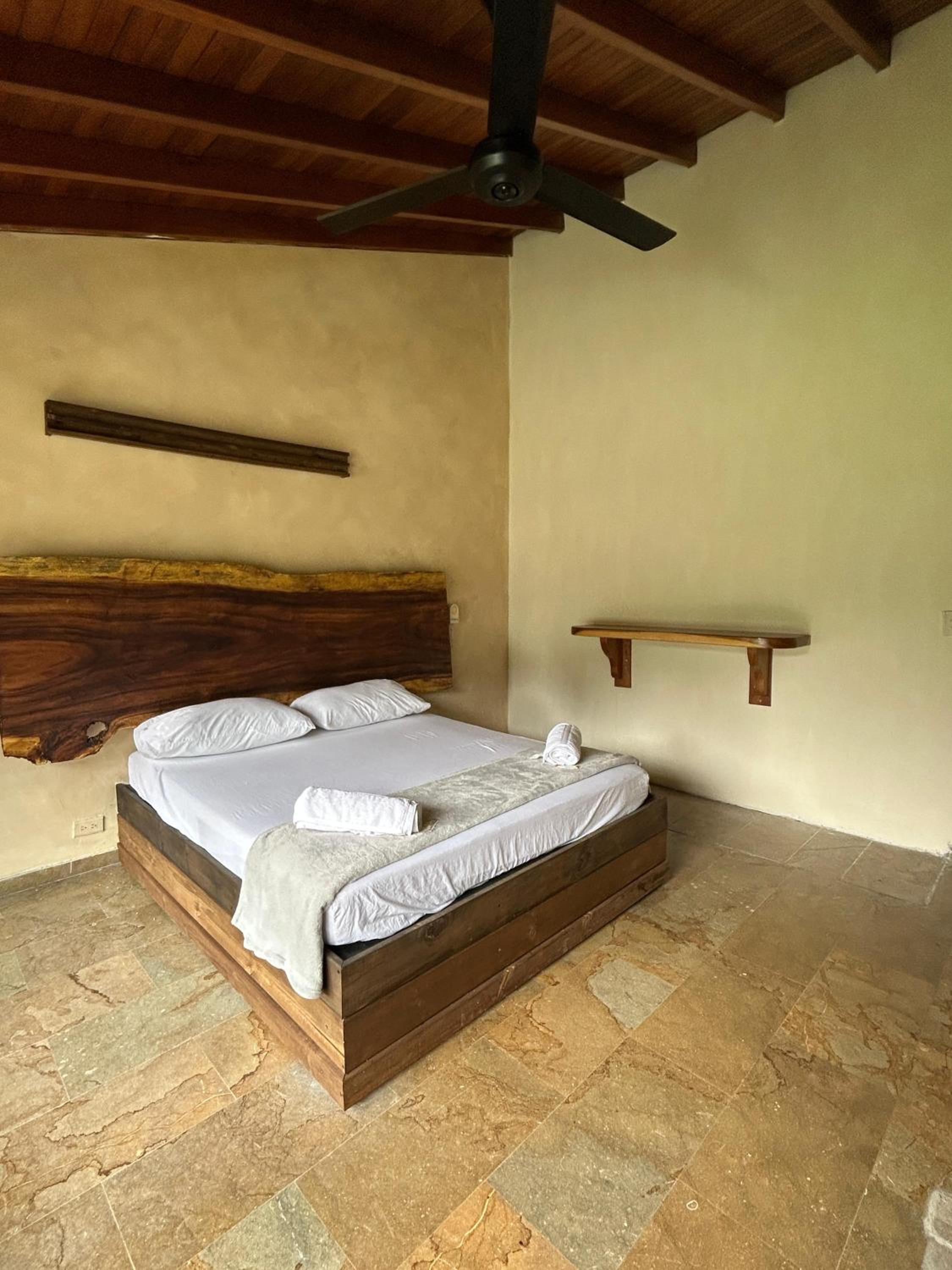 Budget Double Room photo 3