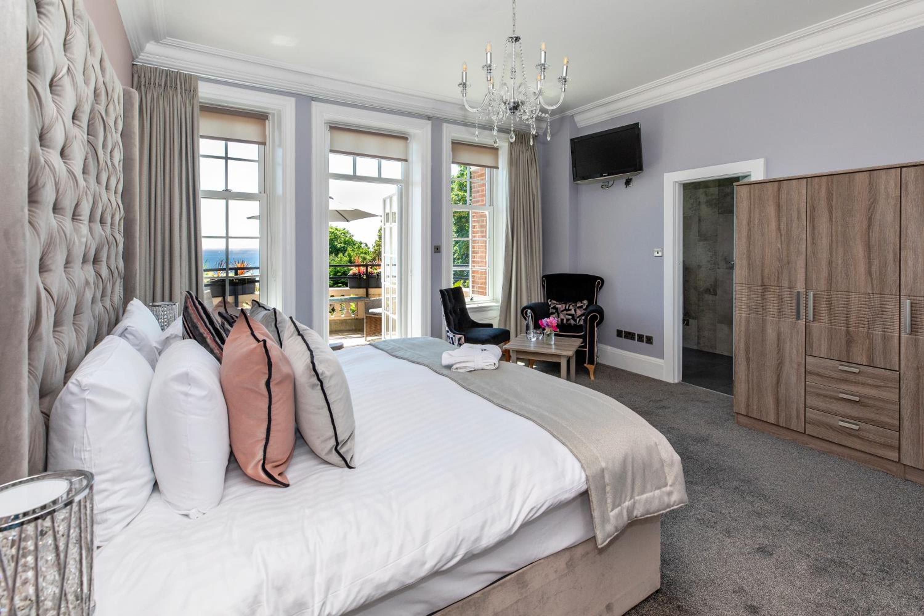 Deluxe Double or Twin Room with Balcony photo 2