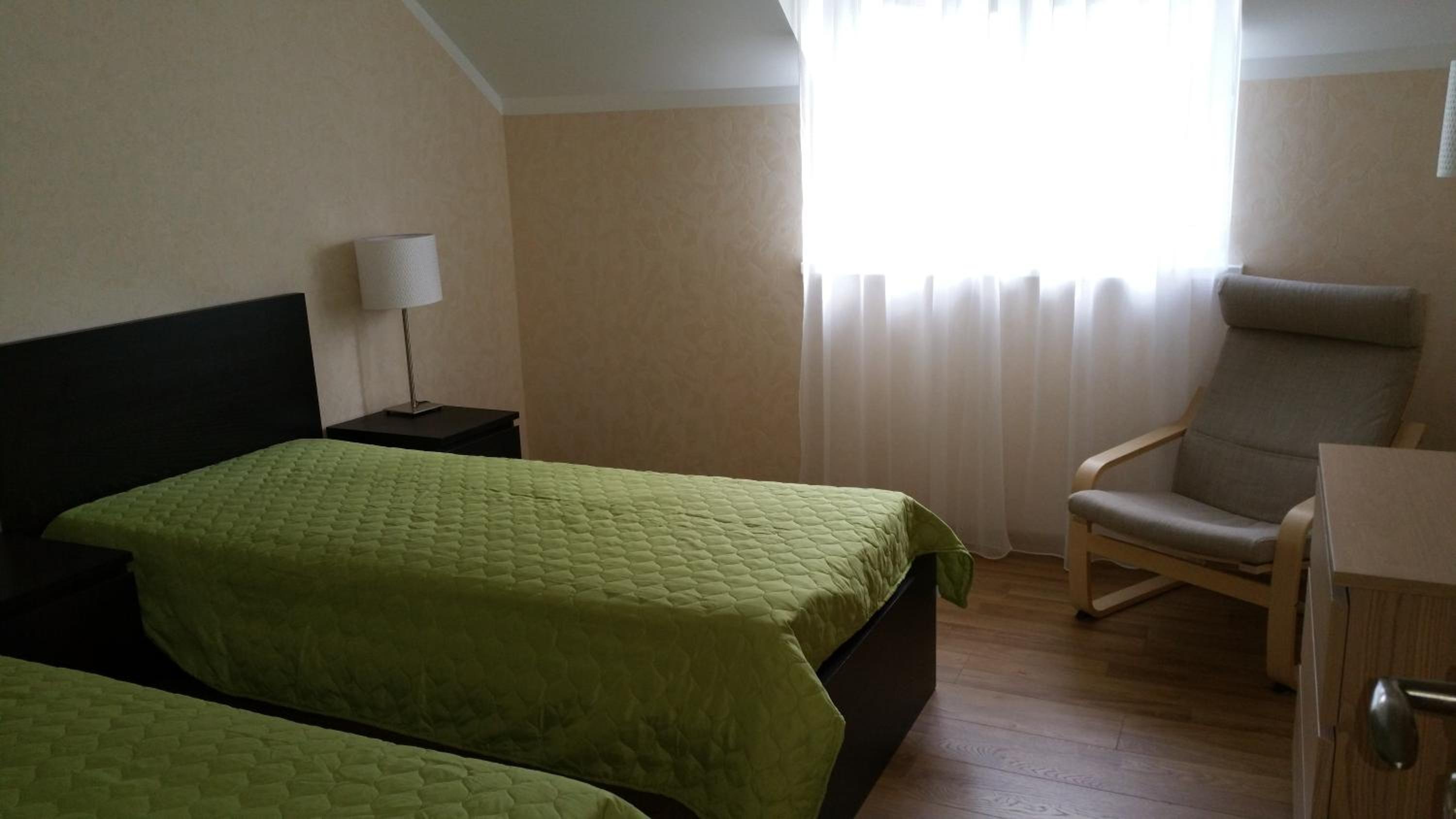 Four-Bedroom Apartment - Photo 3