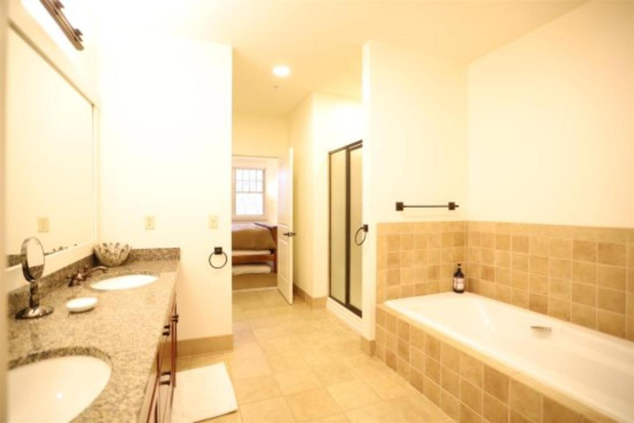Two-Bedroom Apartment photo 3
