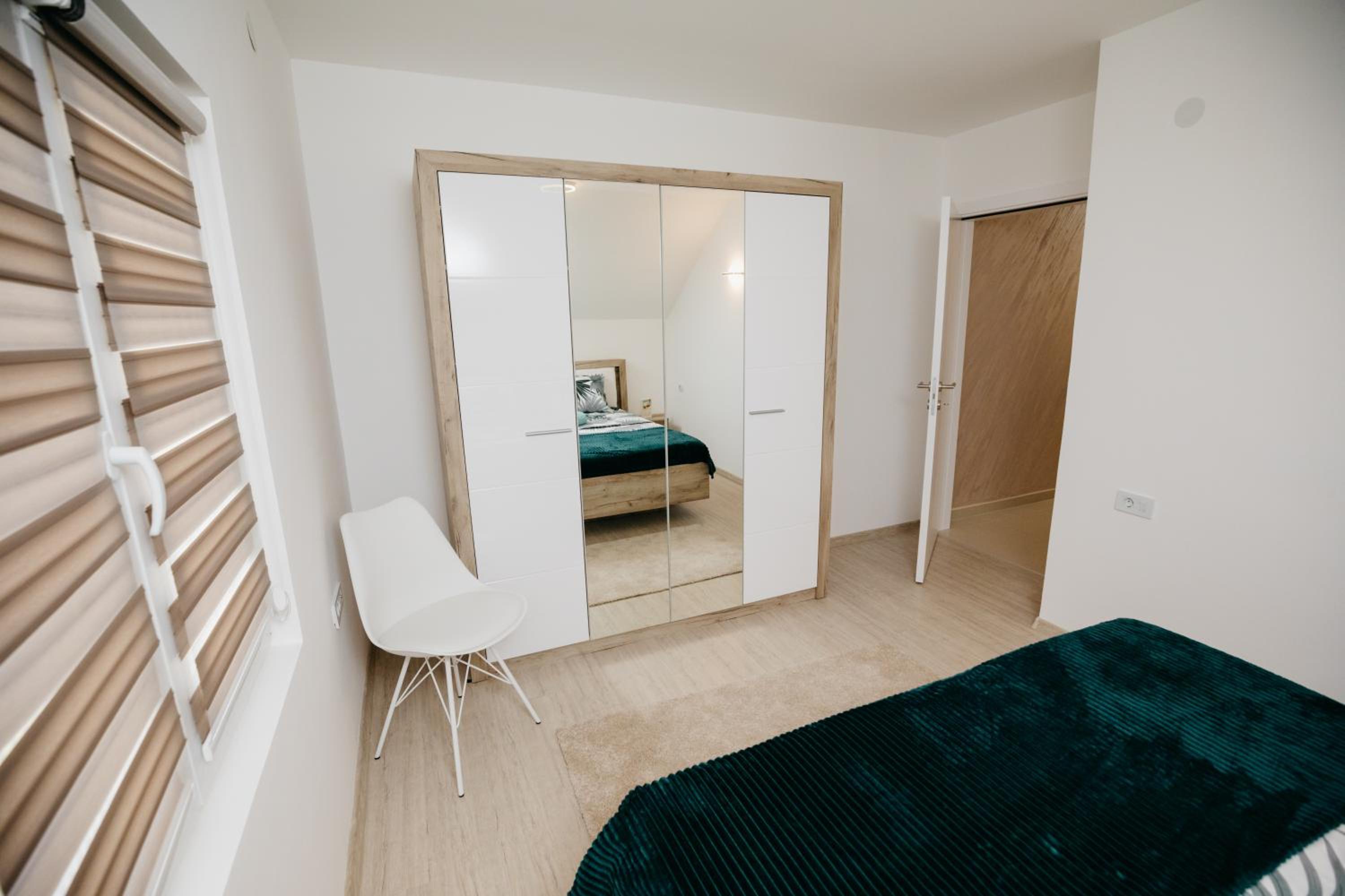 One-Bedroom Apartment photo 2