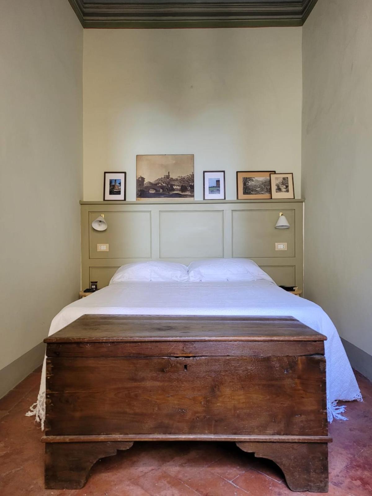 One-Bedroom House photo 1