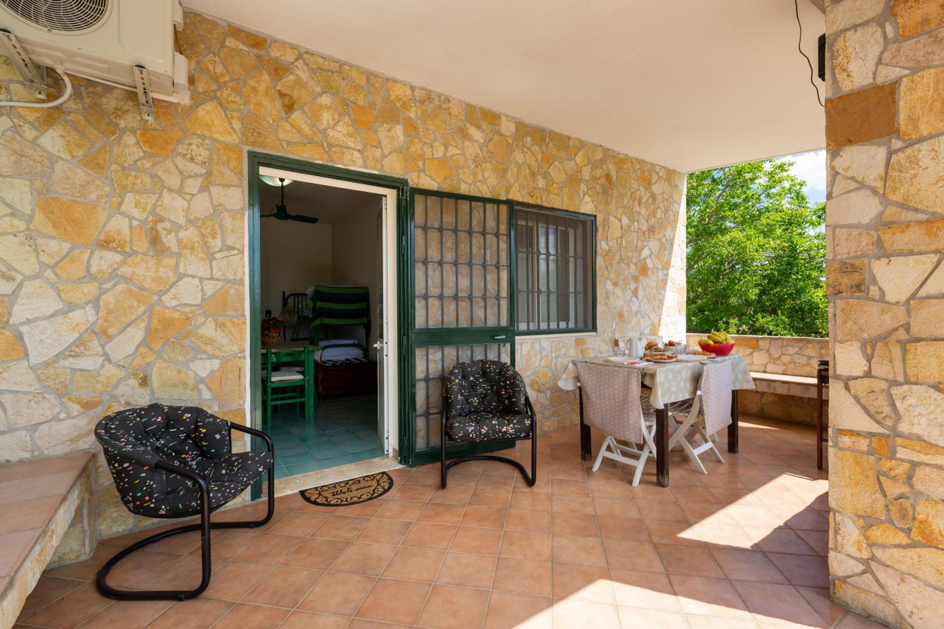 Two-Bedroom House photo 2
