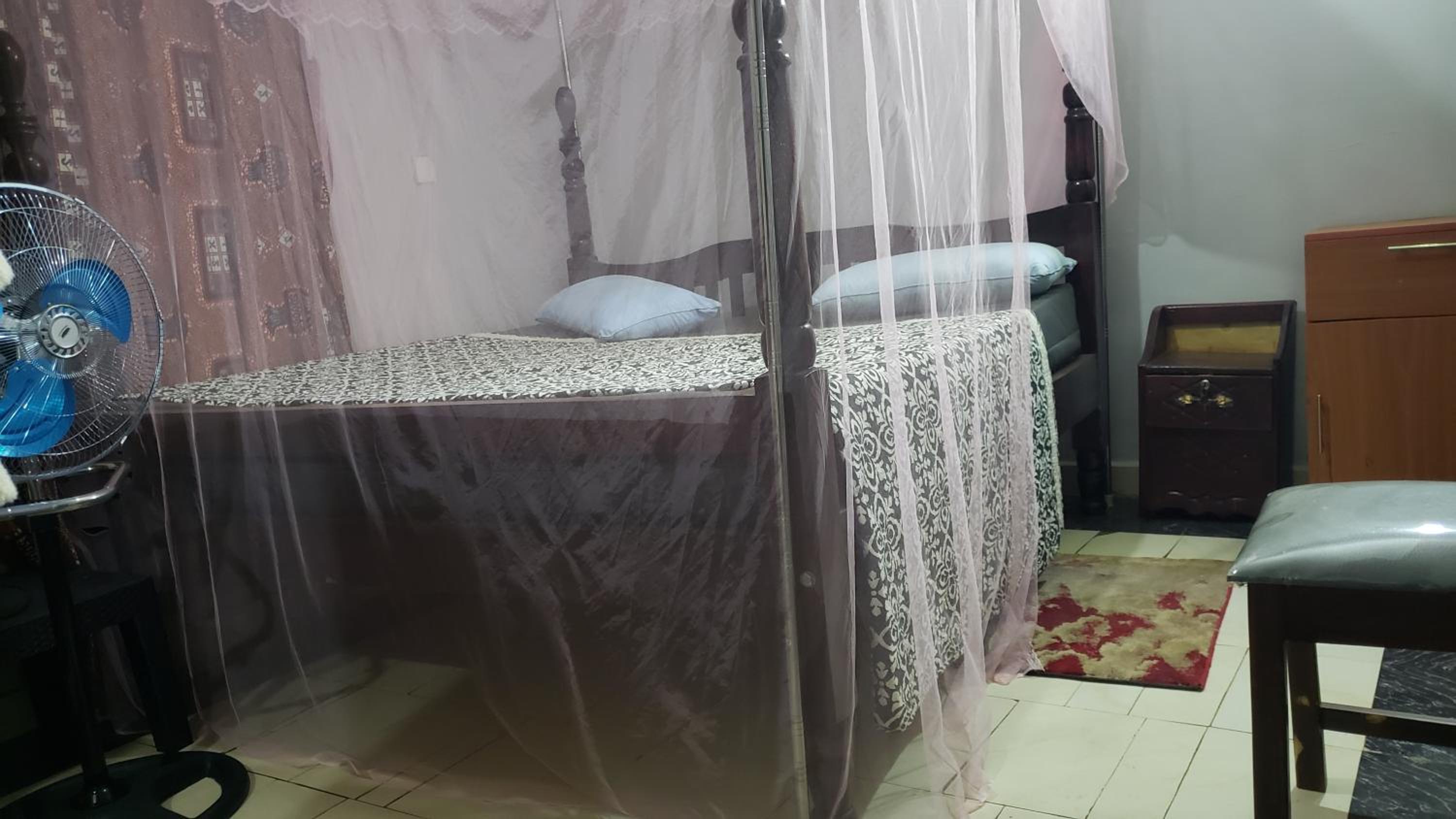 Deluxe King Room photo 2
