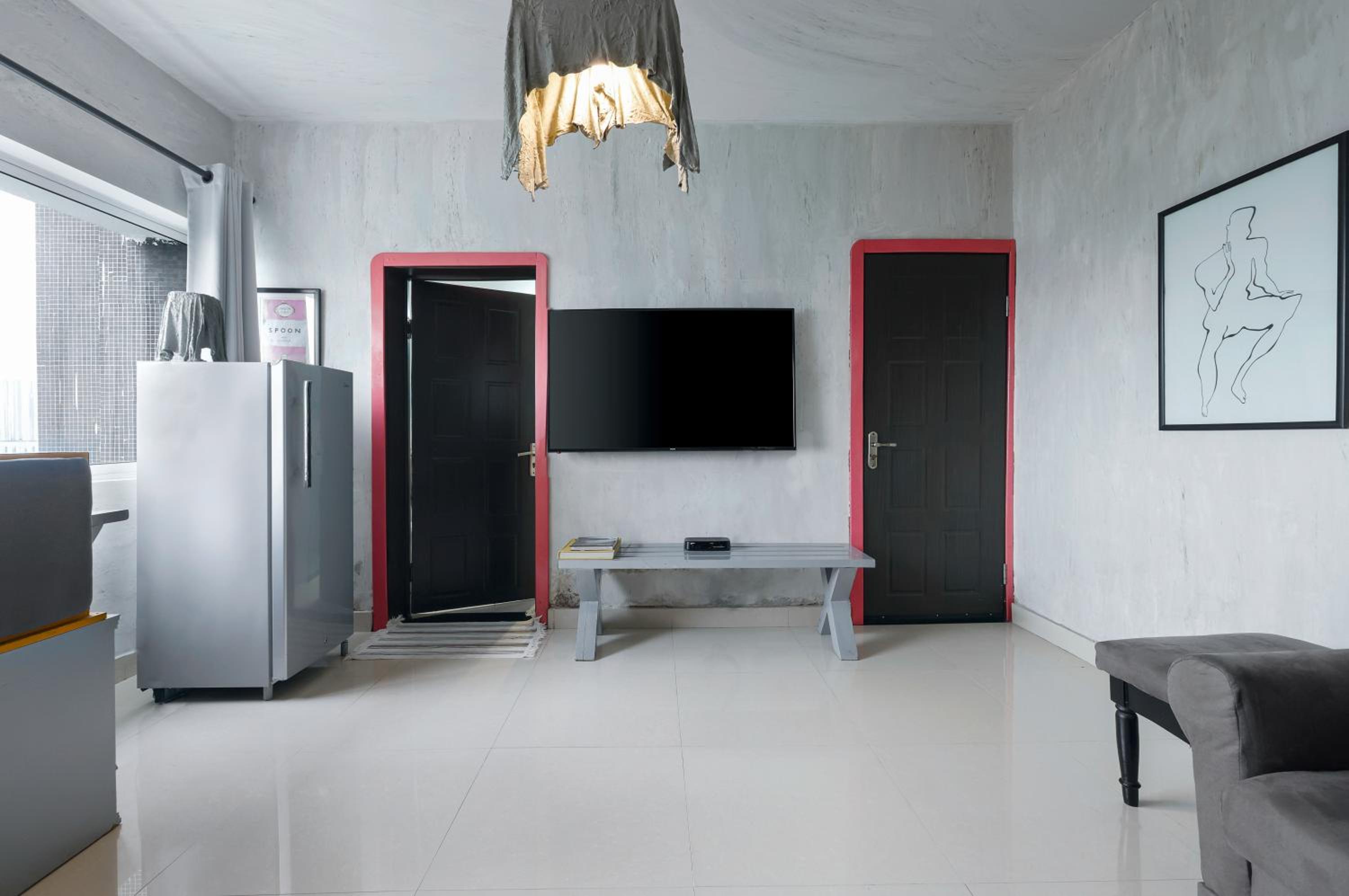 Deluxe King Suite photo 2