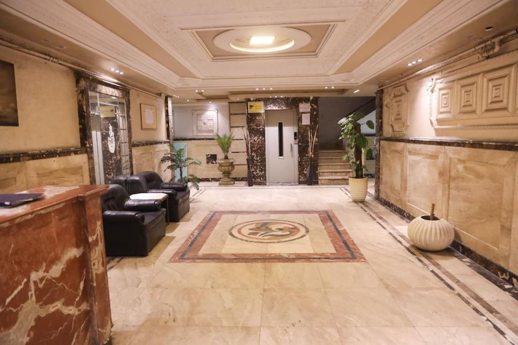 Two-Bedroom Apartment with Balcony and Sea View photo 3