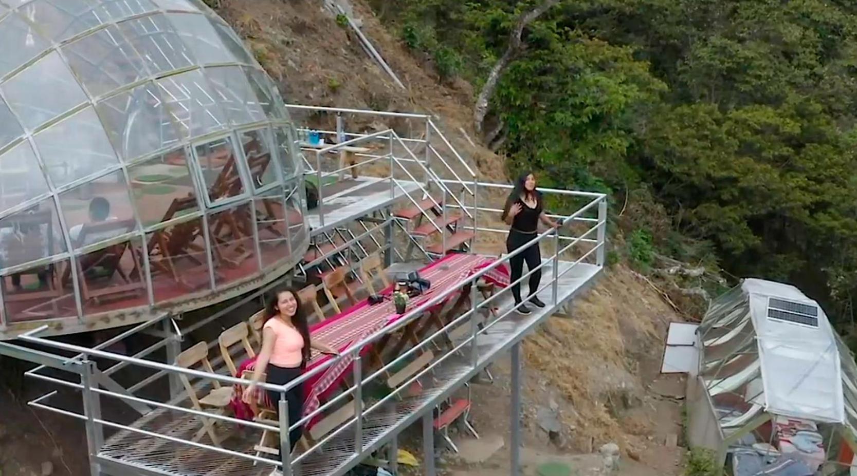 Quadruple Room with Mountain View photo 3