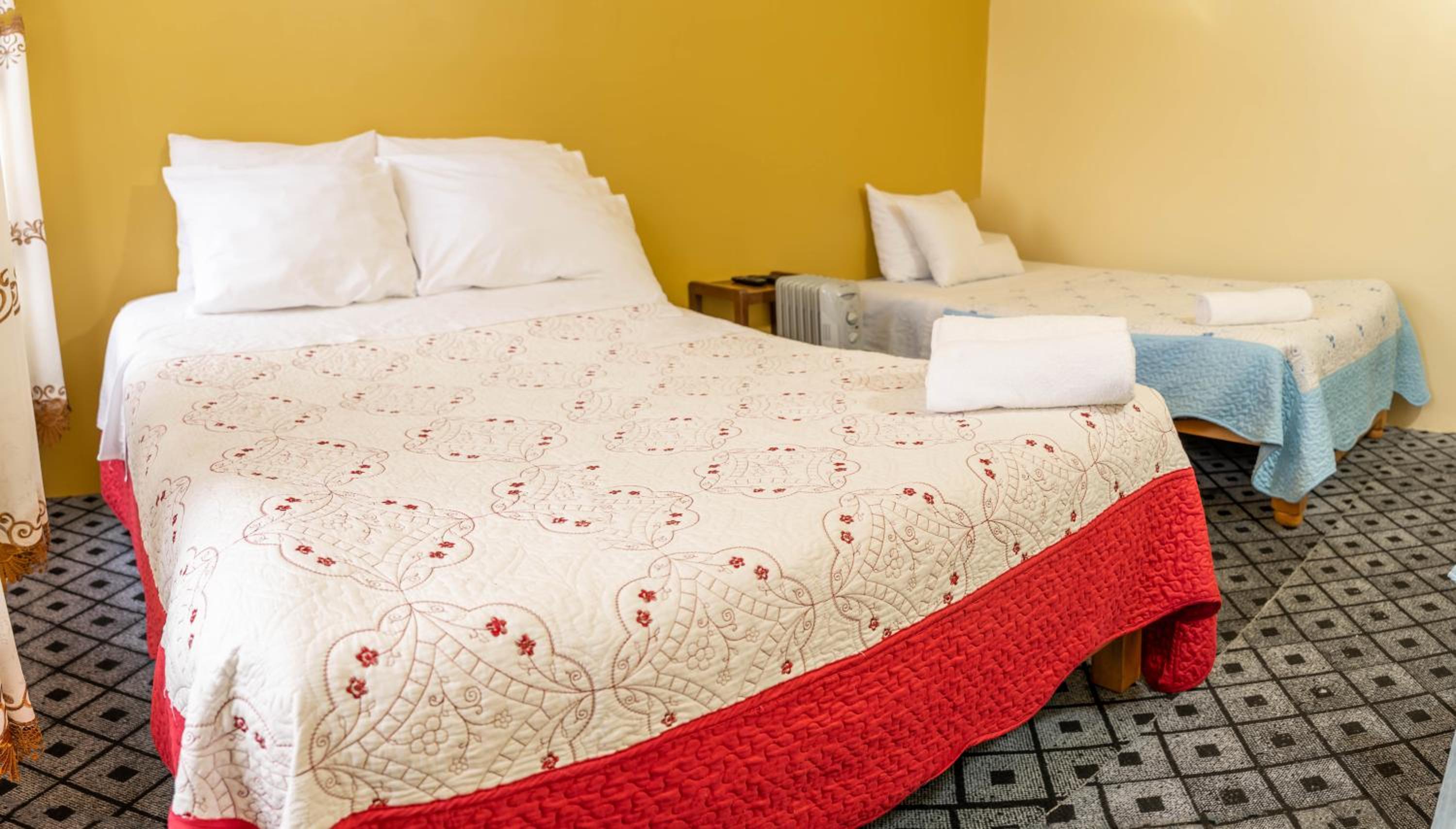 Triple Room with Private Bathroom photo 3