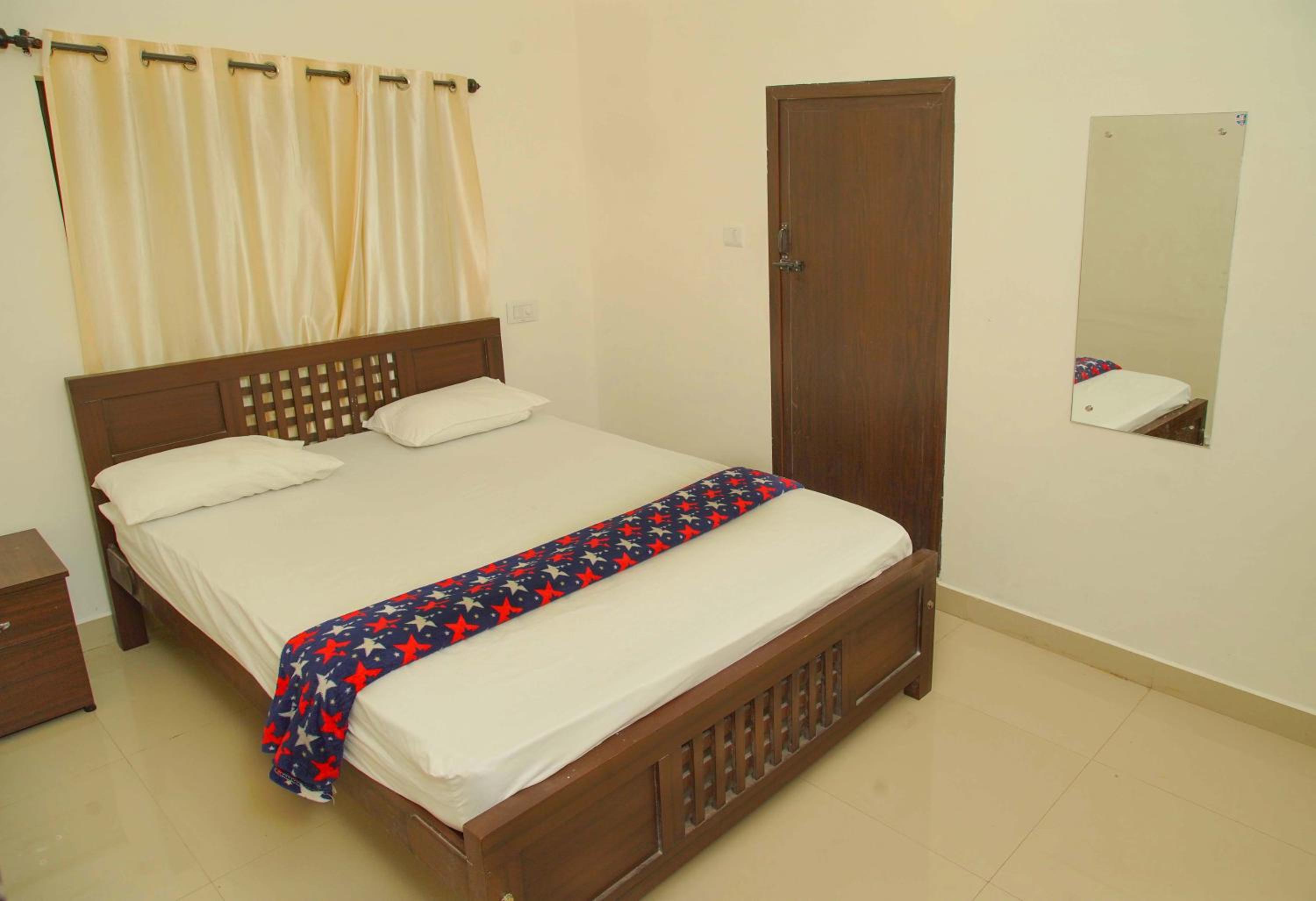Three-Bedroom Villa photo 1