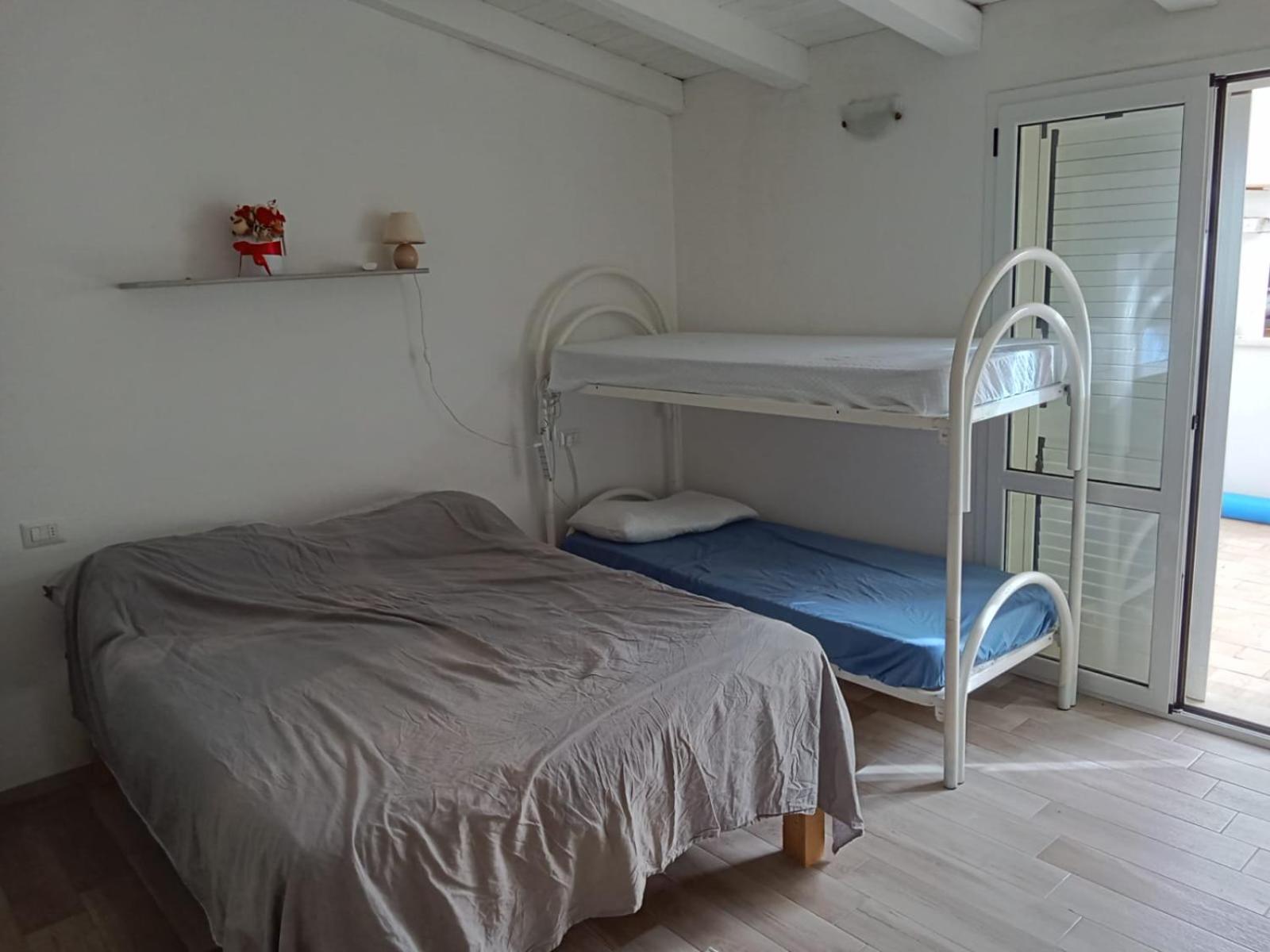 Triple Room With Shared Bathroom