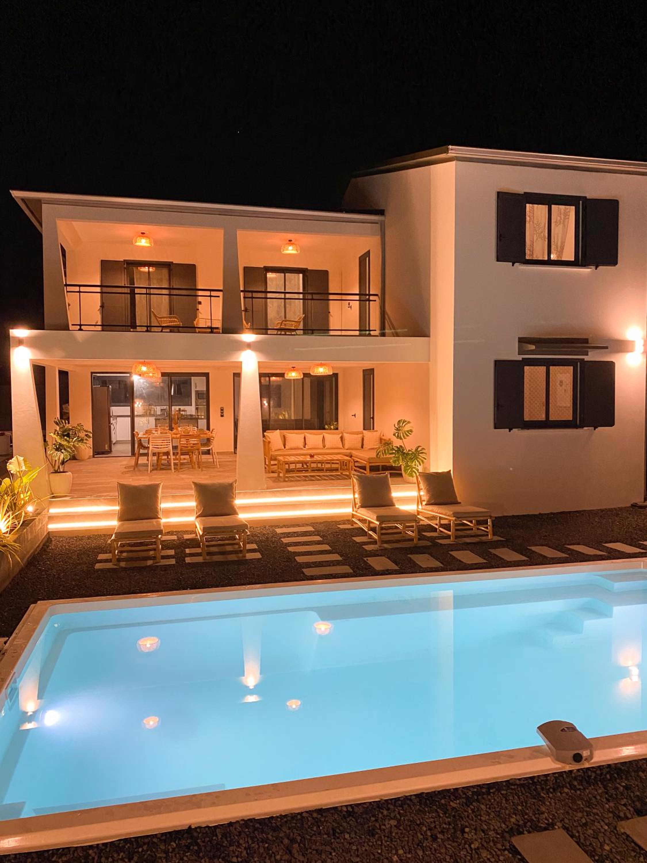 Villa photo 2