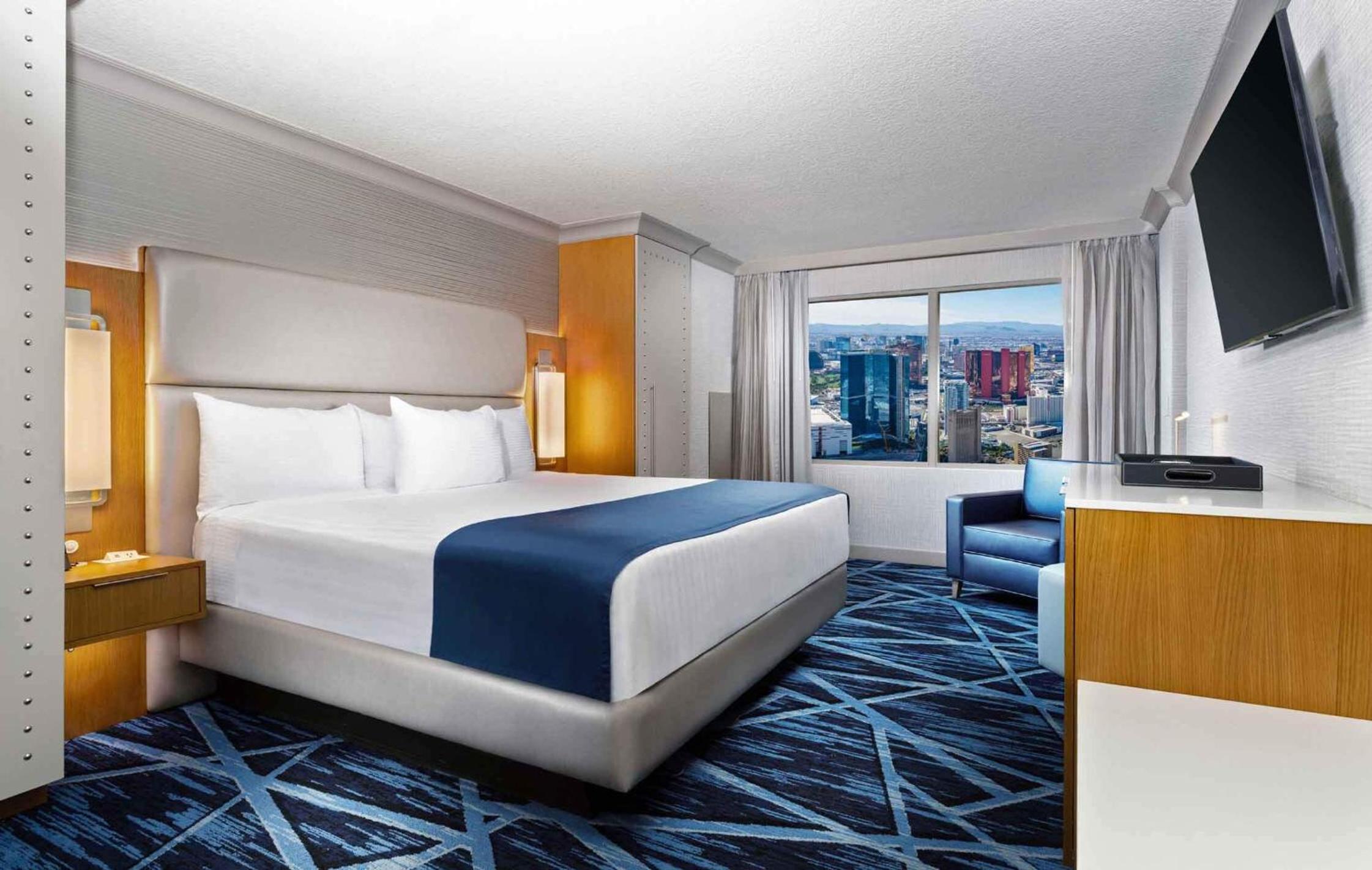 Newly Renovated Vegas Tower (Limited Availability) photo 2