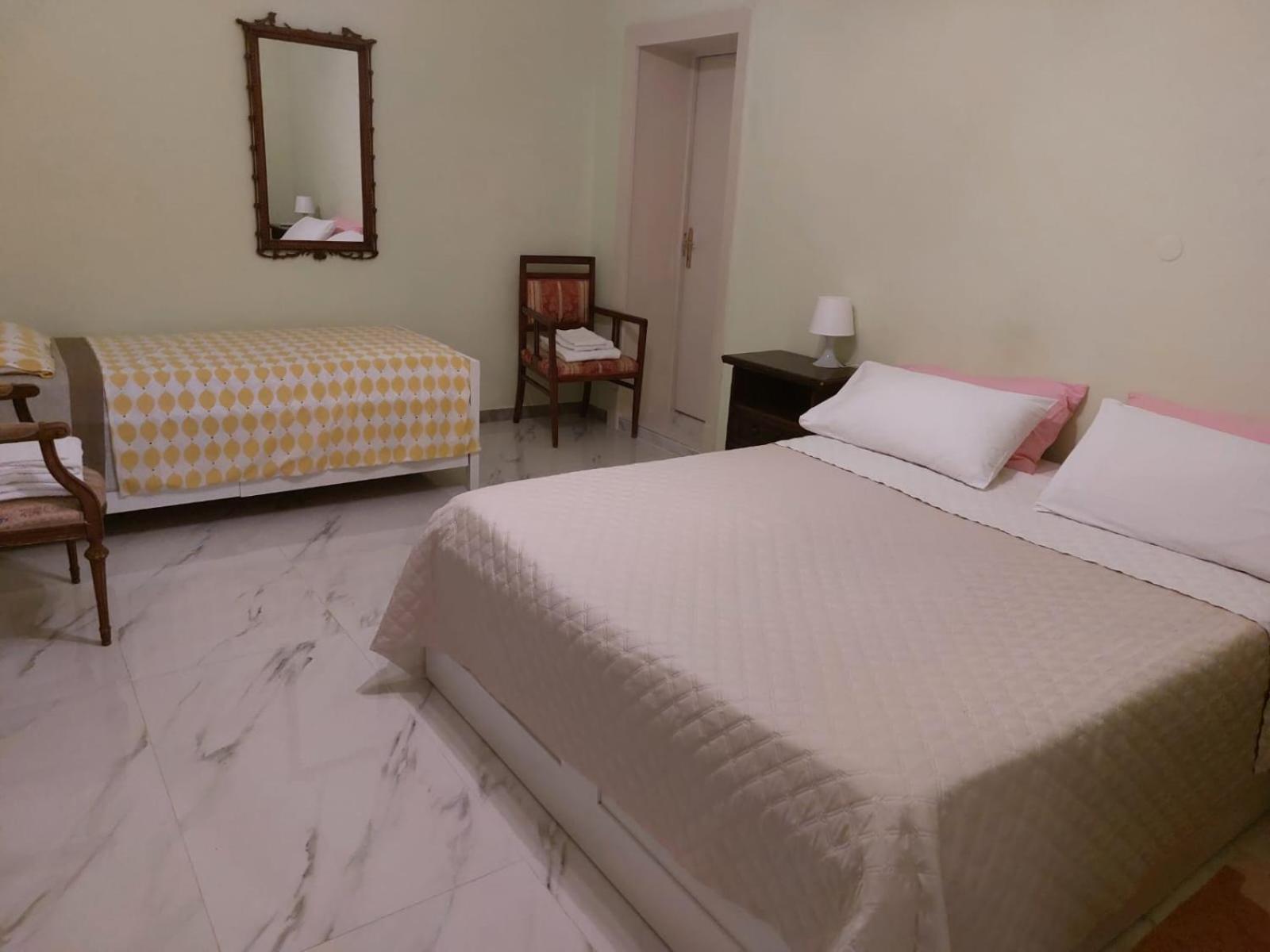 Basic Triple Room