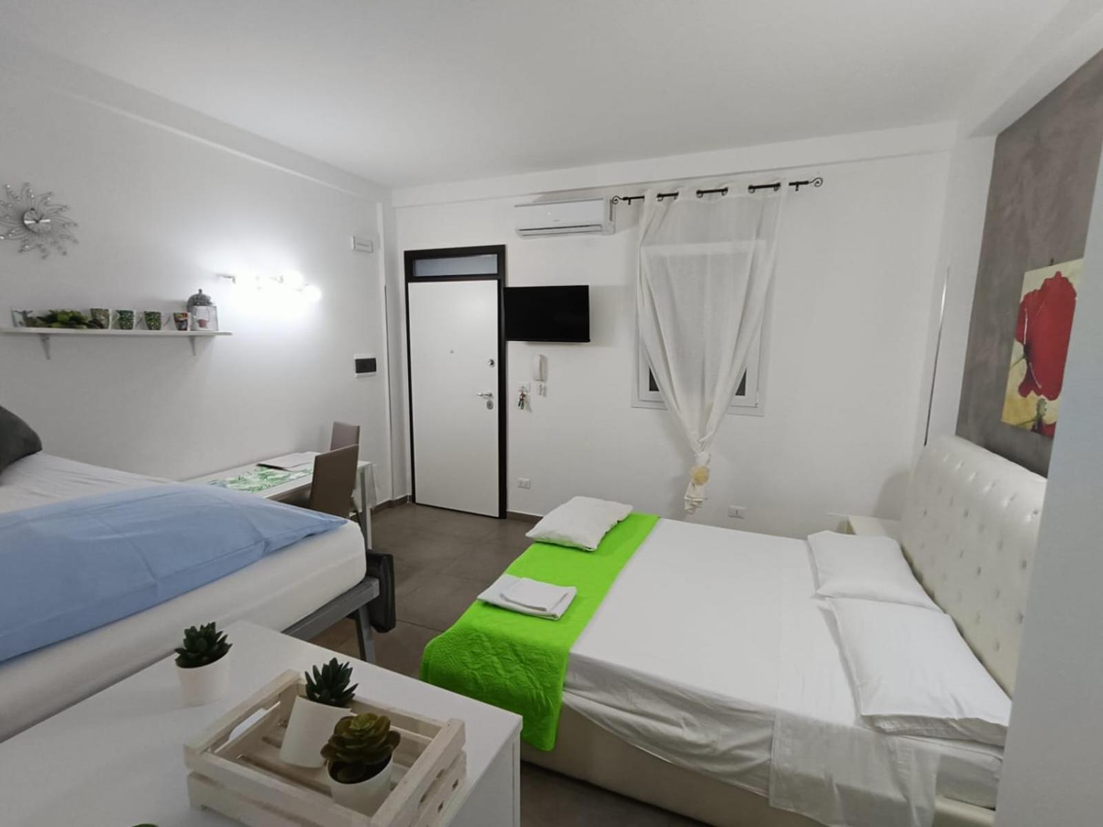 Classic Quadruple Room photo 2