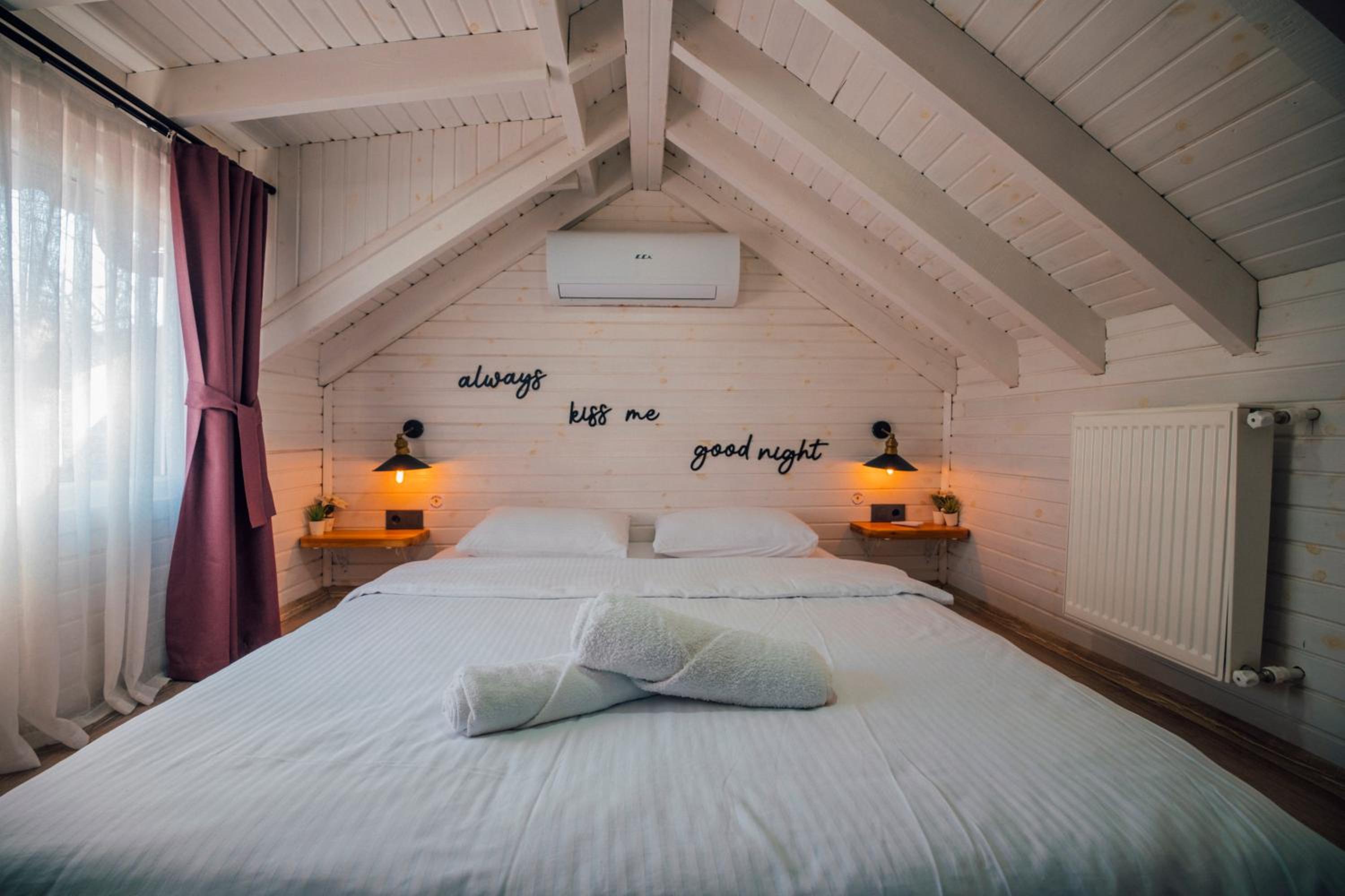 Two-Bedroom Bungalow - Photo 1