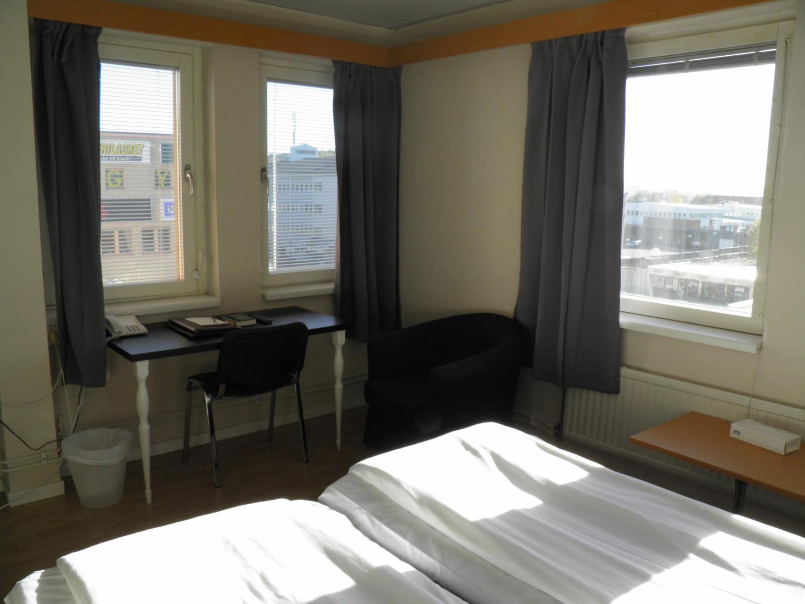 Standard Double Room - Photo 31