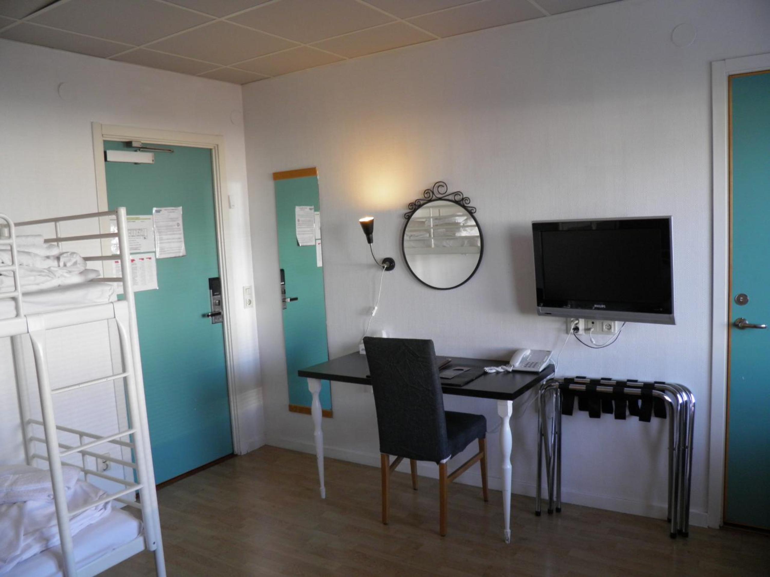 Standard Double Room - Photo 30