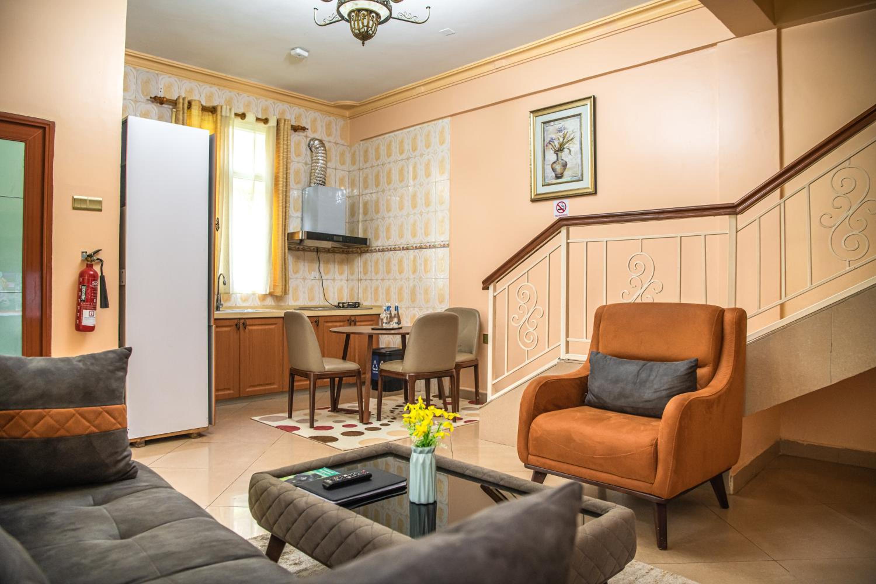 Two-Bedroom Apartment With Mountain View