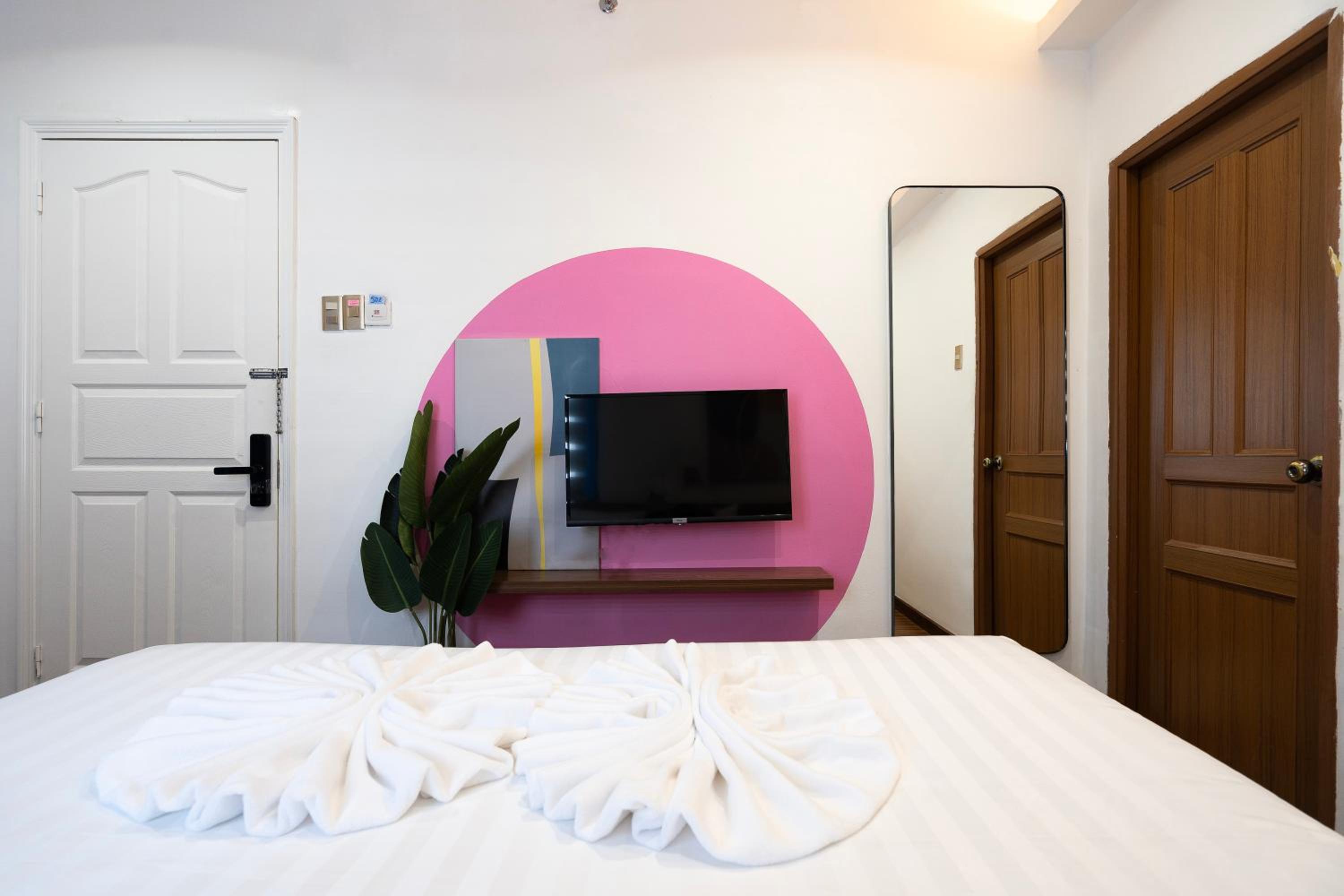 Standard King Room