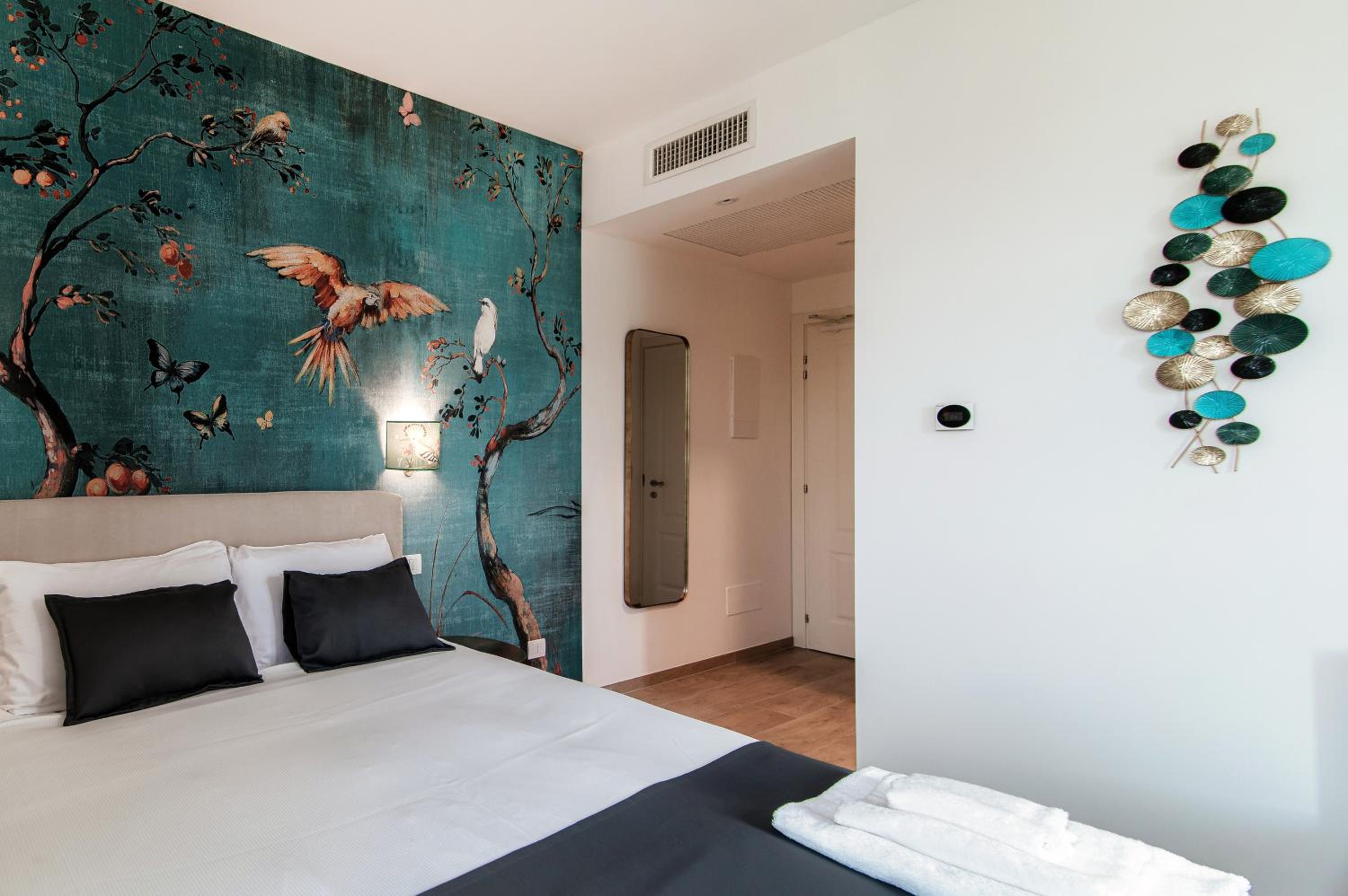 Double Room with Lake View photo 2