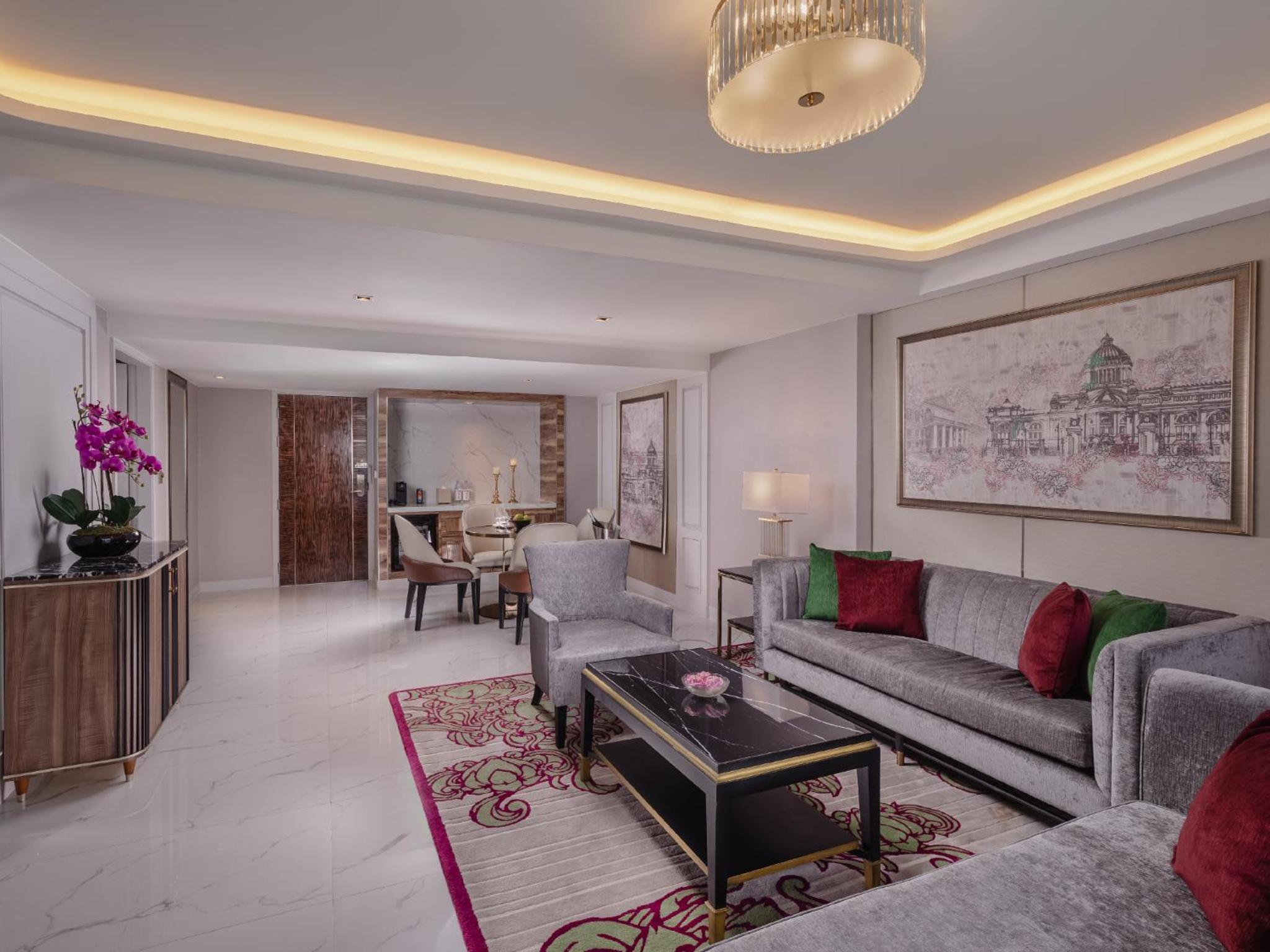 Aira Suite with Club Lounge Access photo 3
