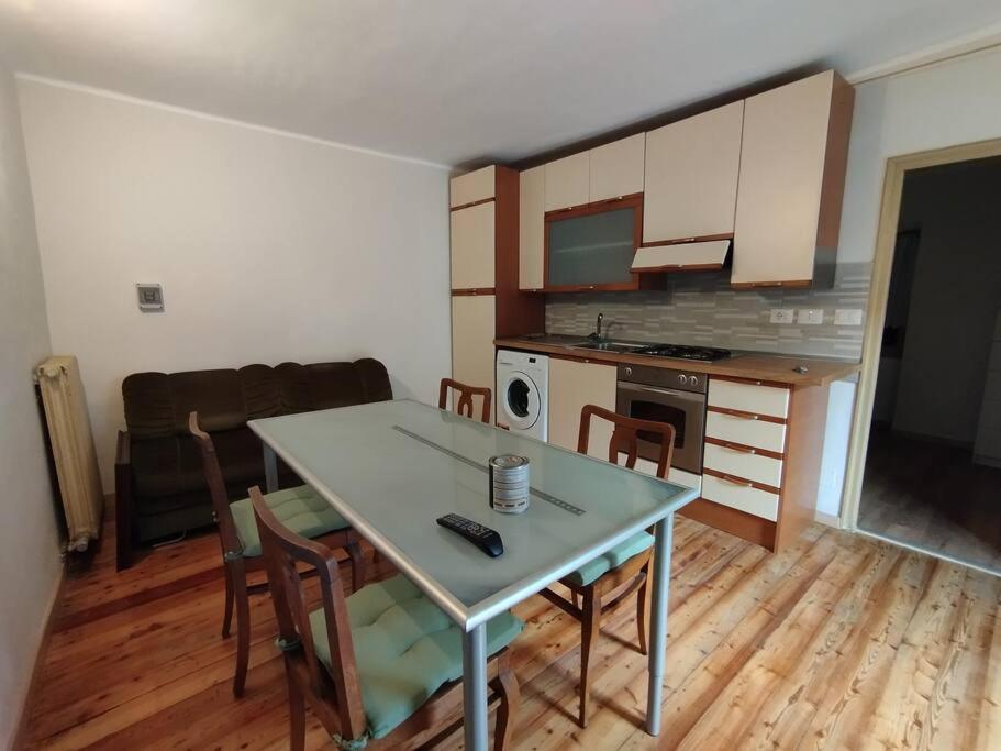 Two-Bedroom Apartment photo 3