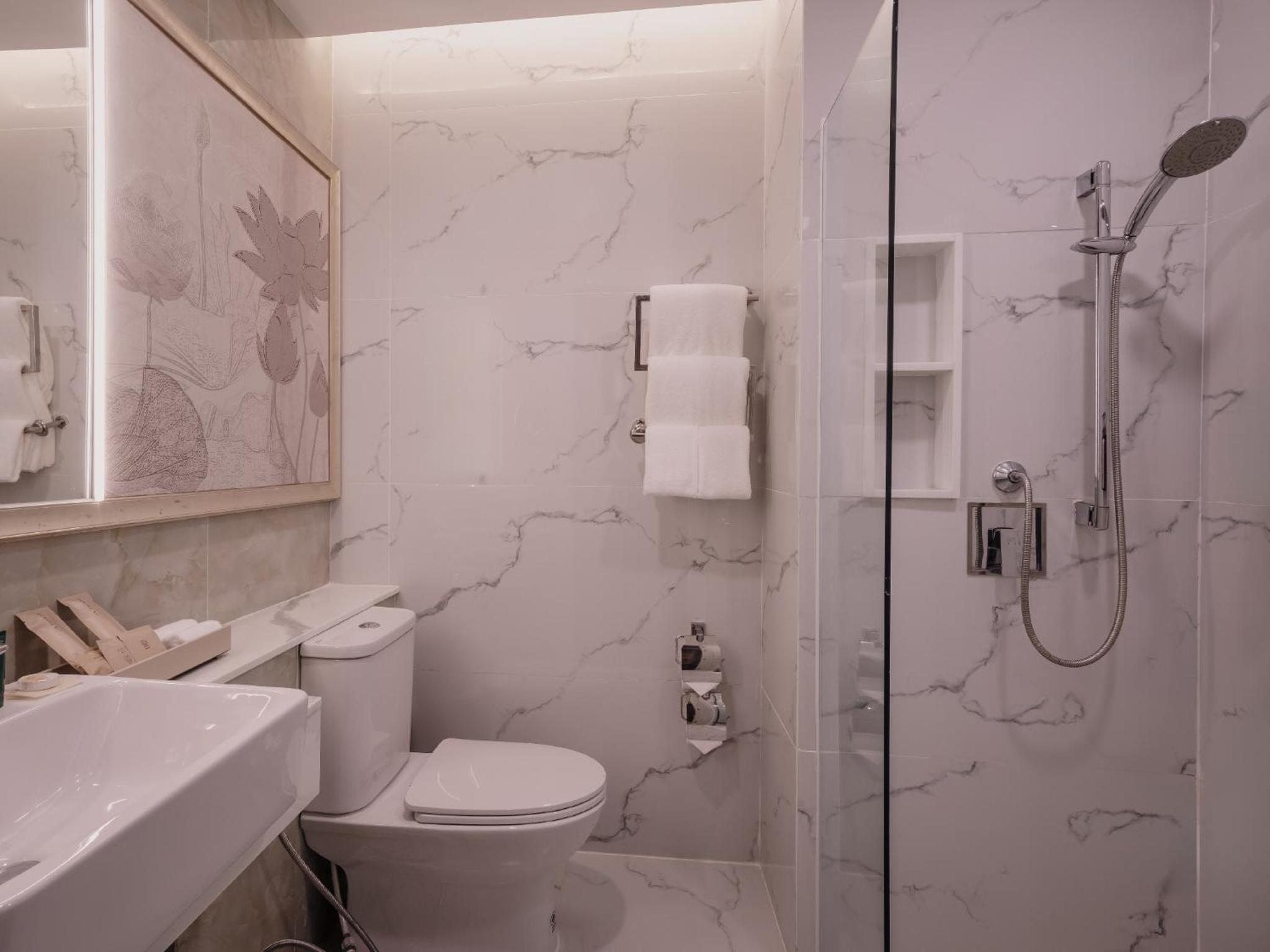 Executive Studio with Club Lounge Access photo 3