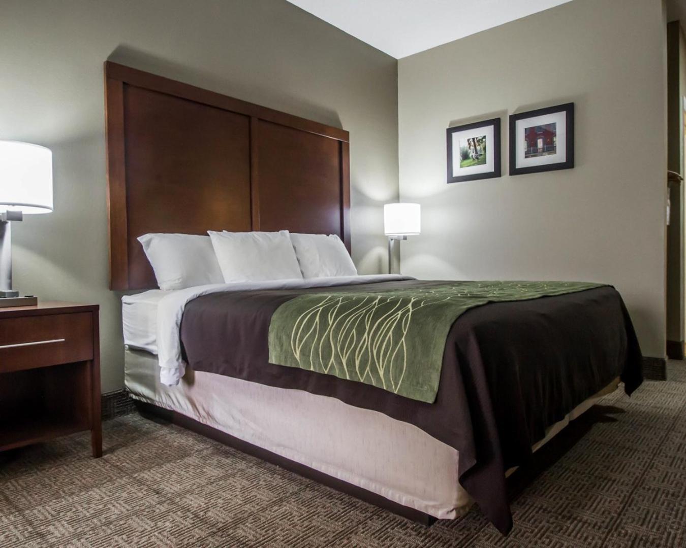 King Room - Disability Access/Non-Smoking - Photo 3