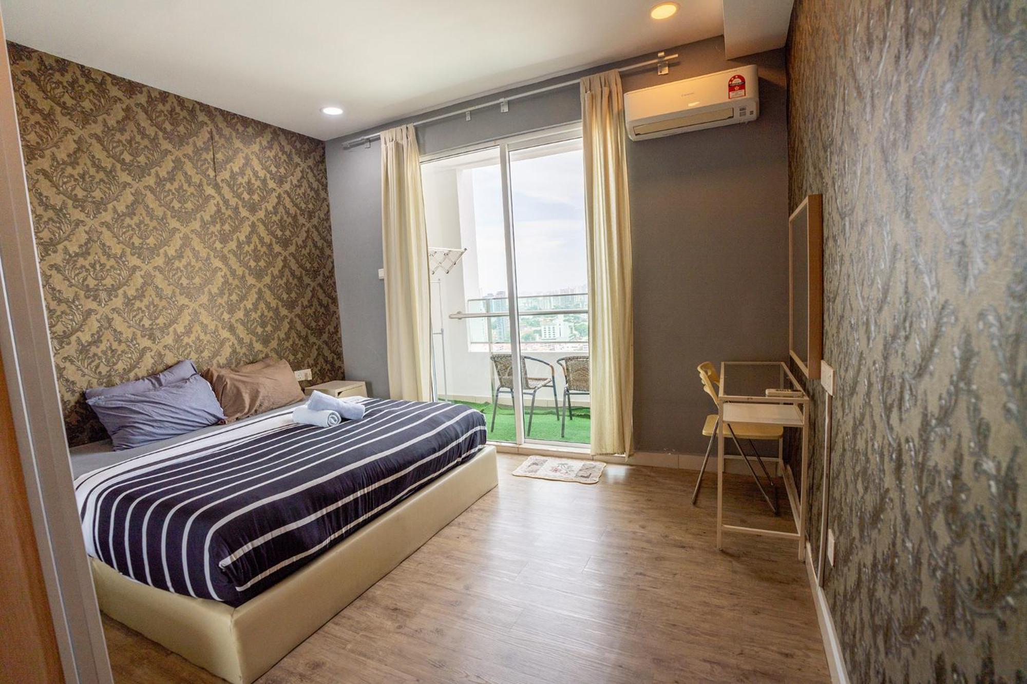 Studio Apartment