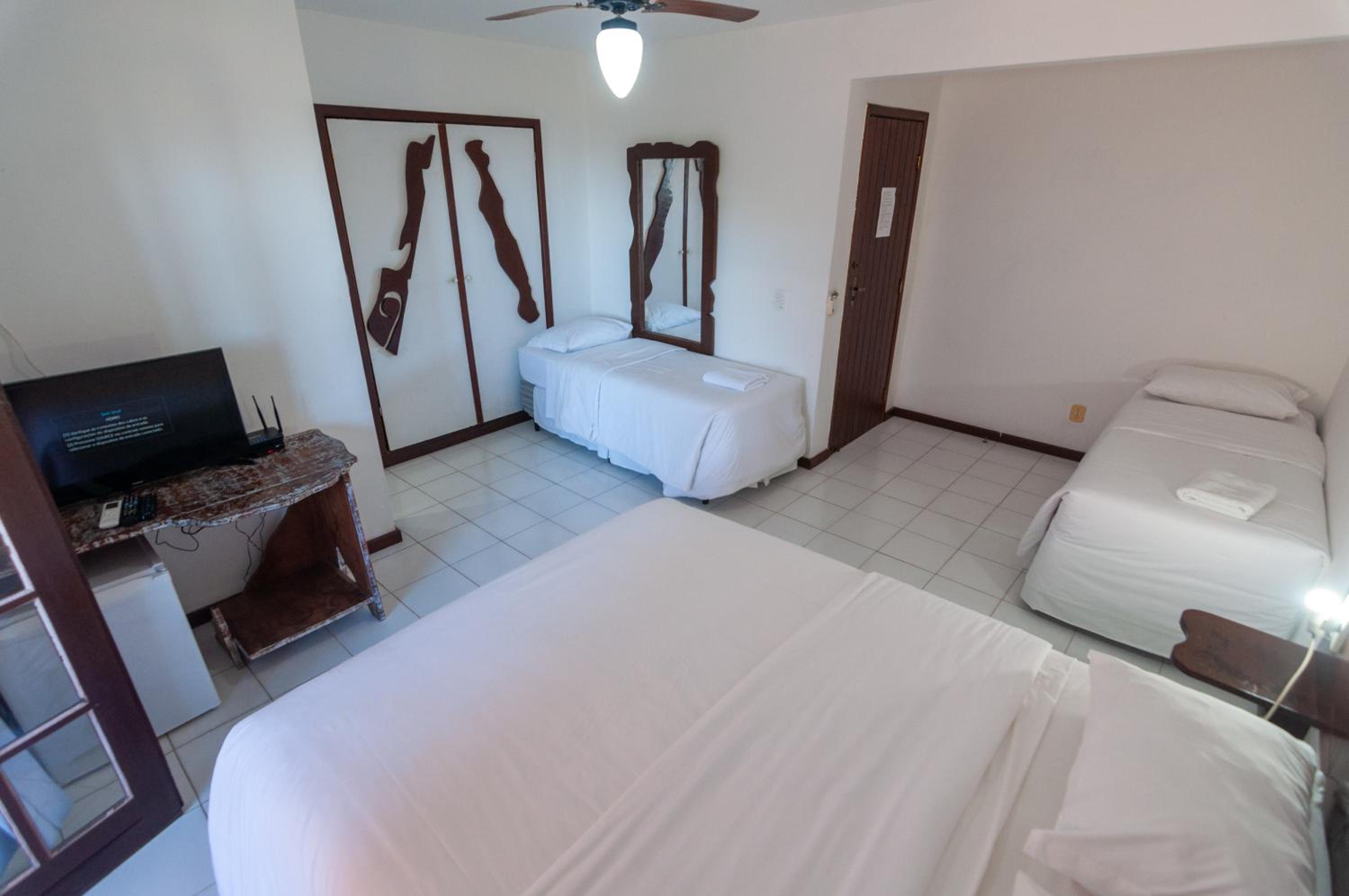 Quadruple Room - Photo 1
