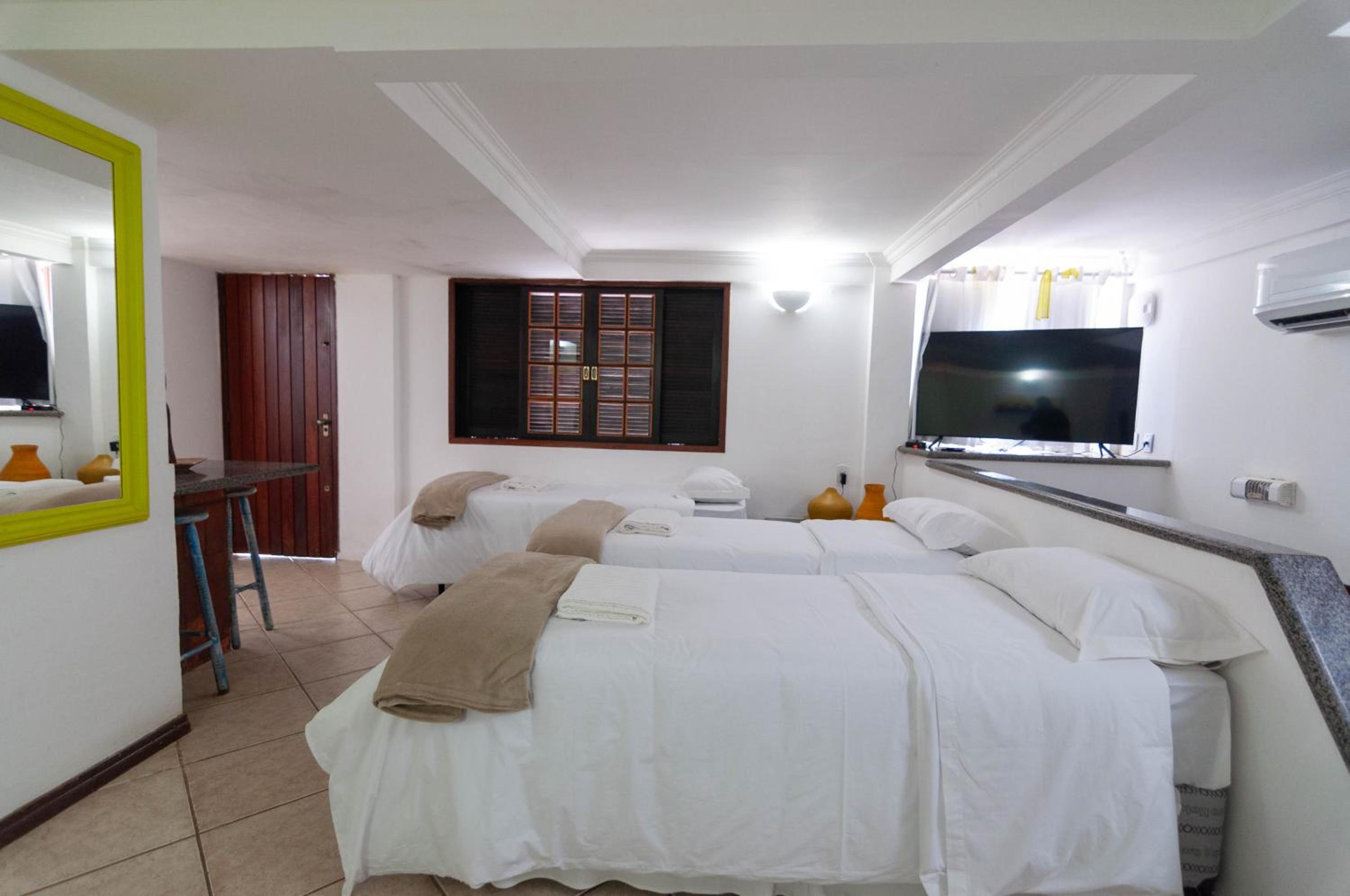 Family Room - Photo 4