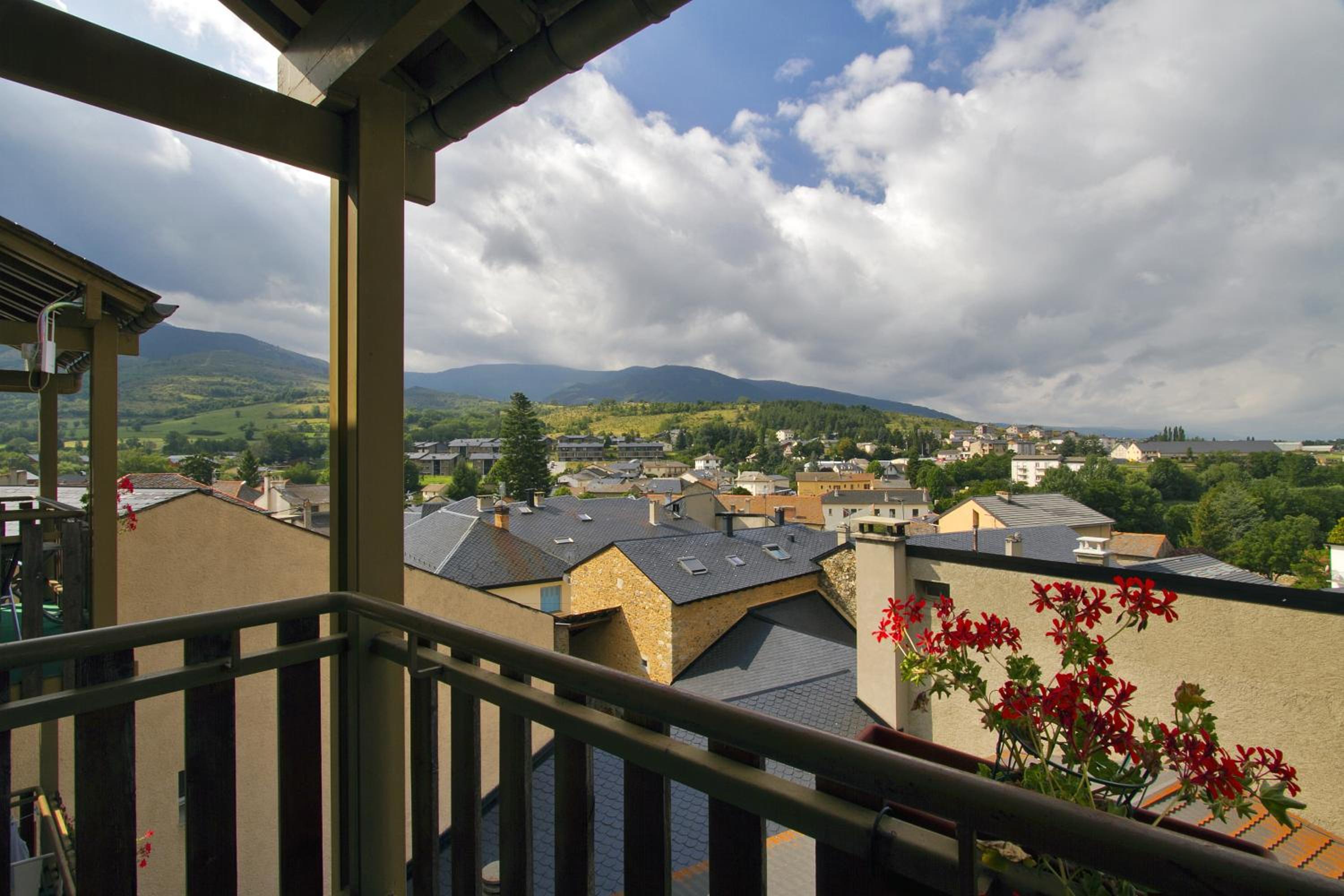Triple Room with Mountain View photo 3