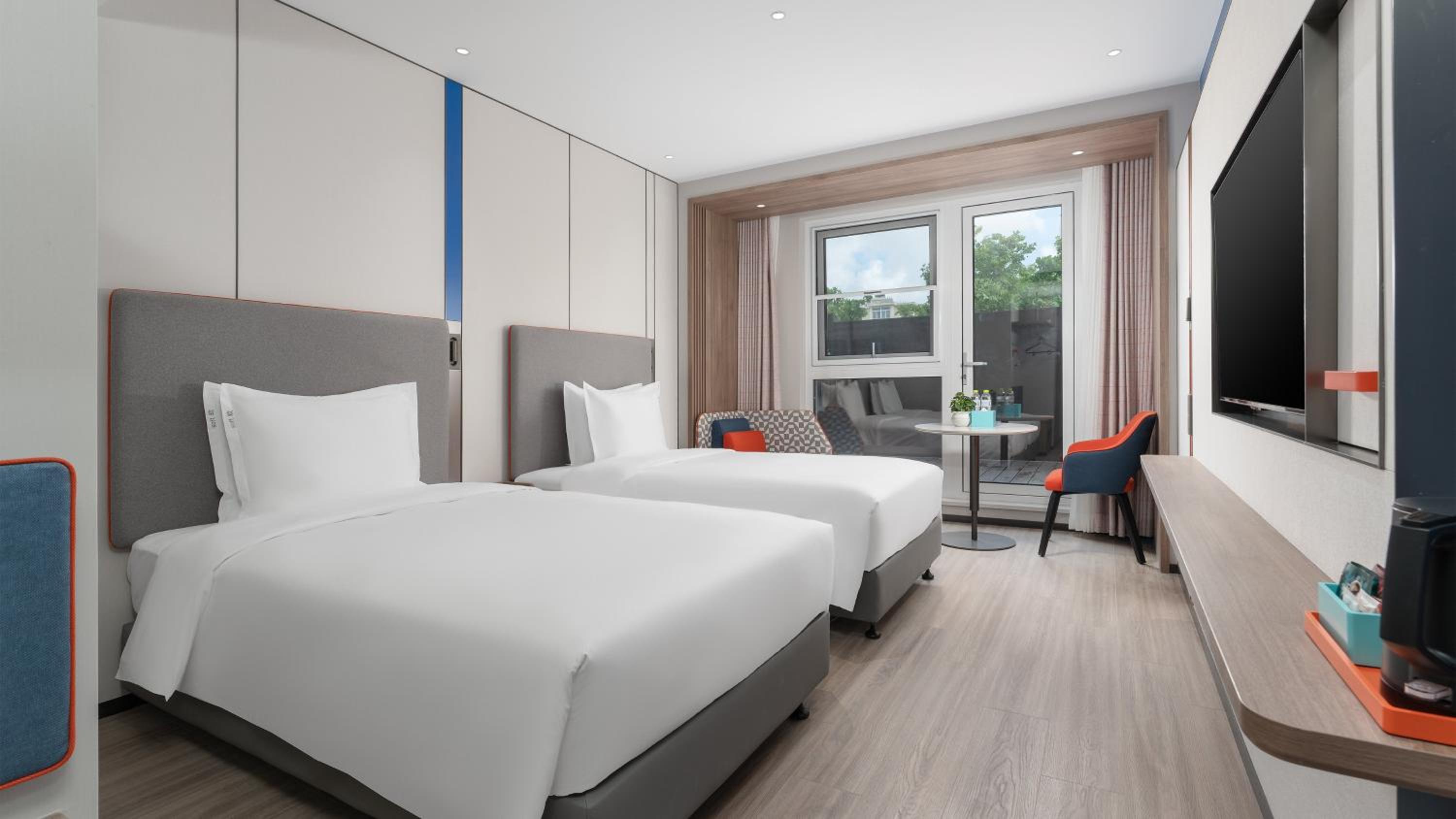 Standard Double Room with Balcony photo 3