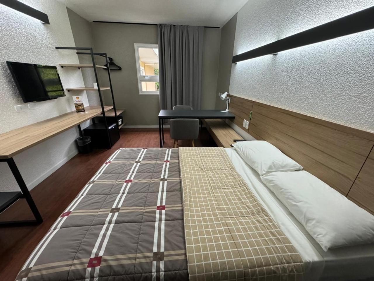 Standard Double Room photo 2
