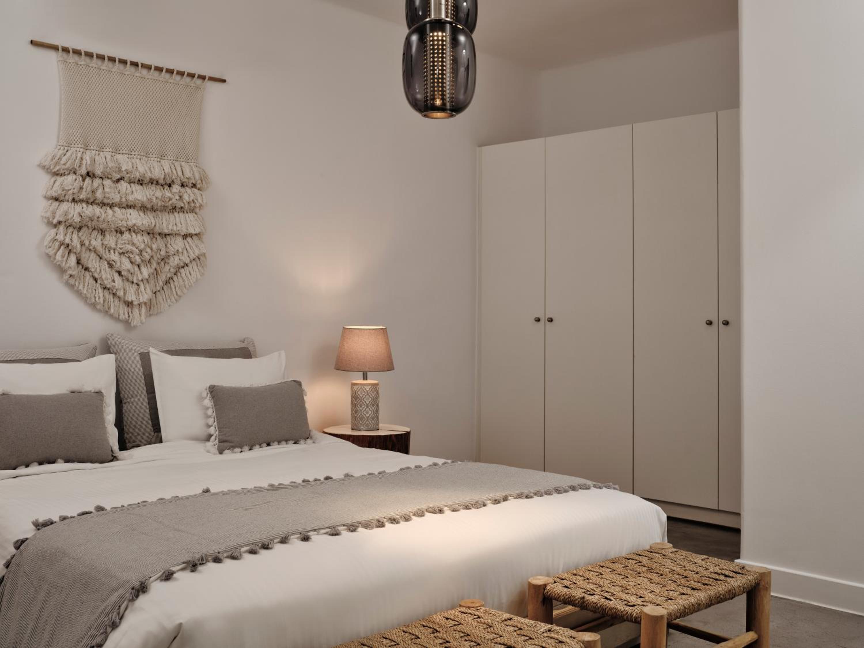 Two-Bedroom Suite - Photo 3