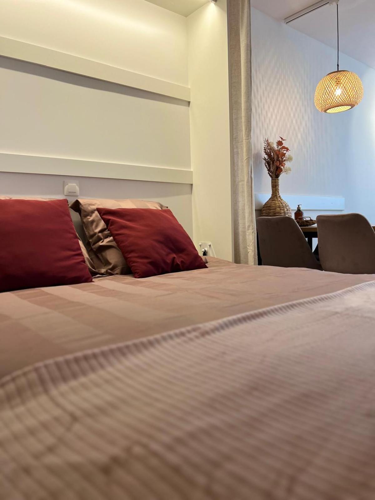 King Studio with Sofa Bed photo 2